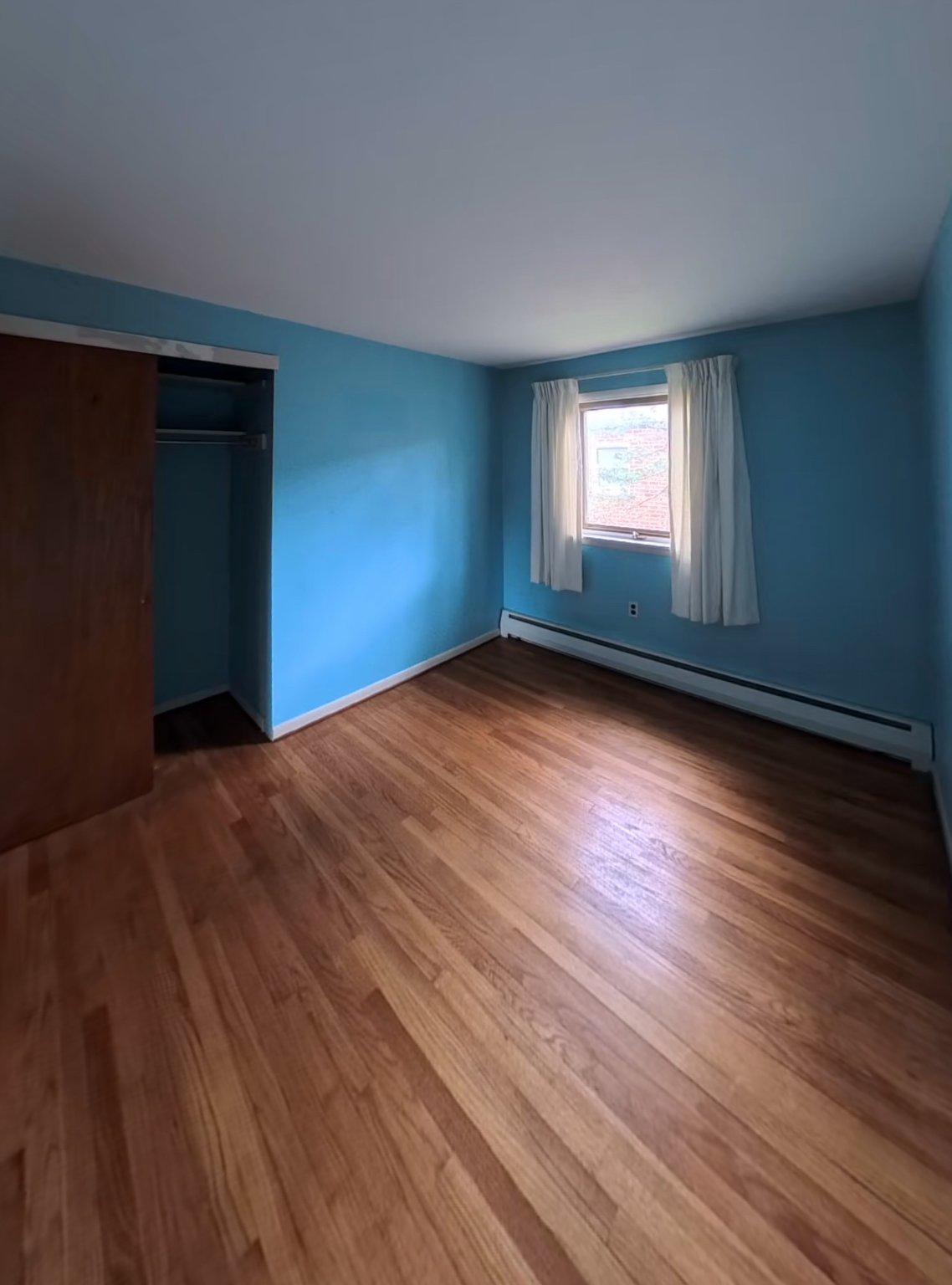 LANSDALE - Residential