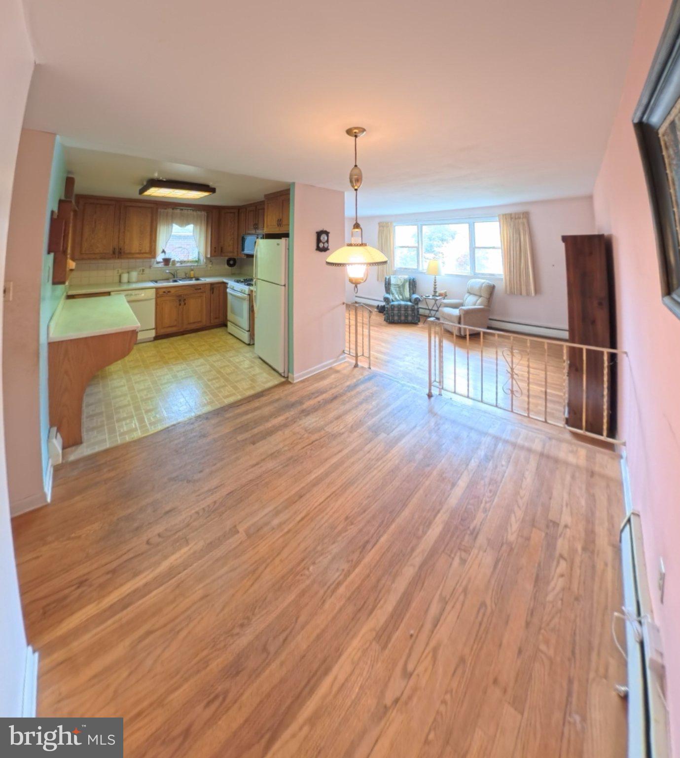 LANSDALE - Residential