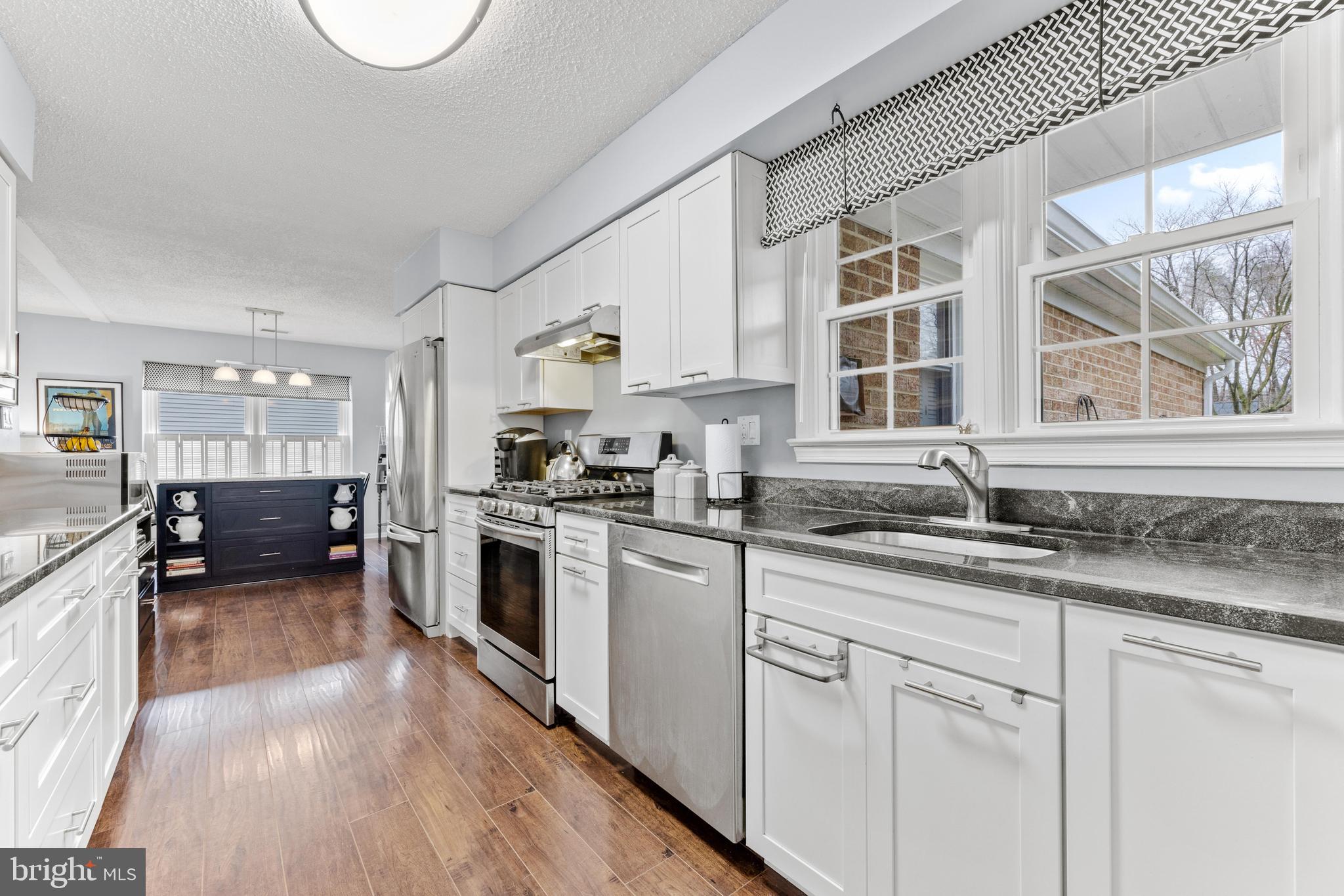 HERITAGE HARBOUR - Residential