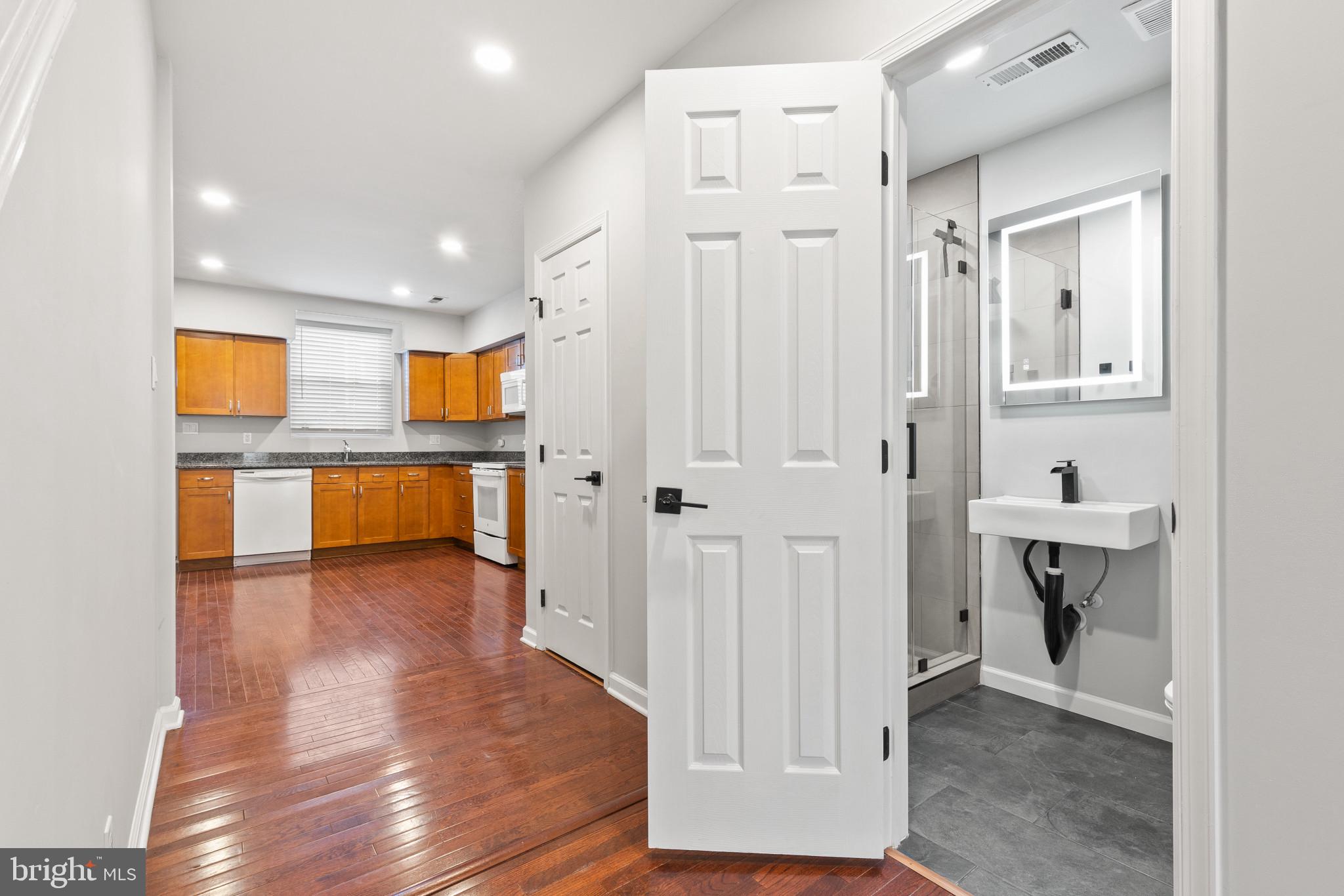 CANTON - Residential Lease
