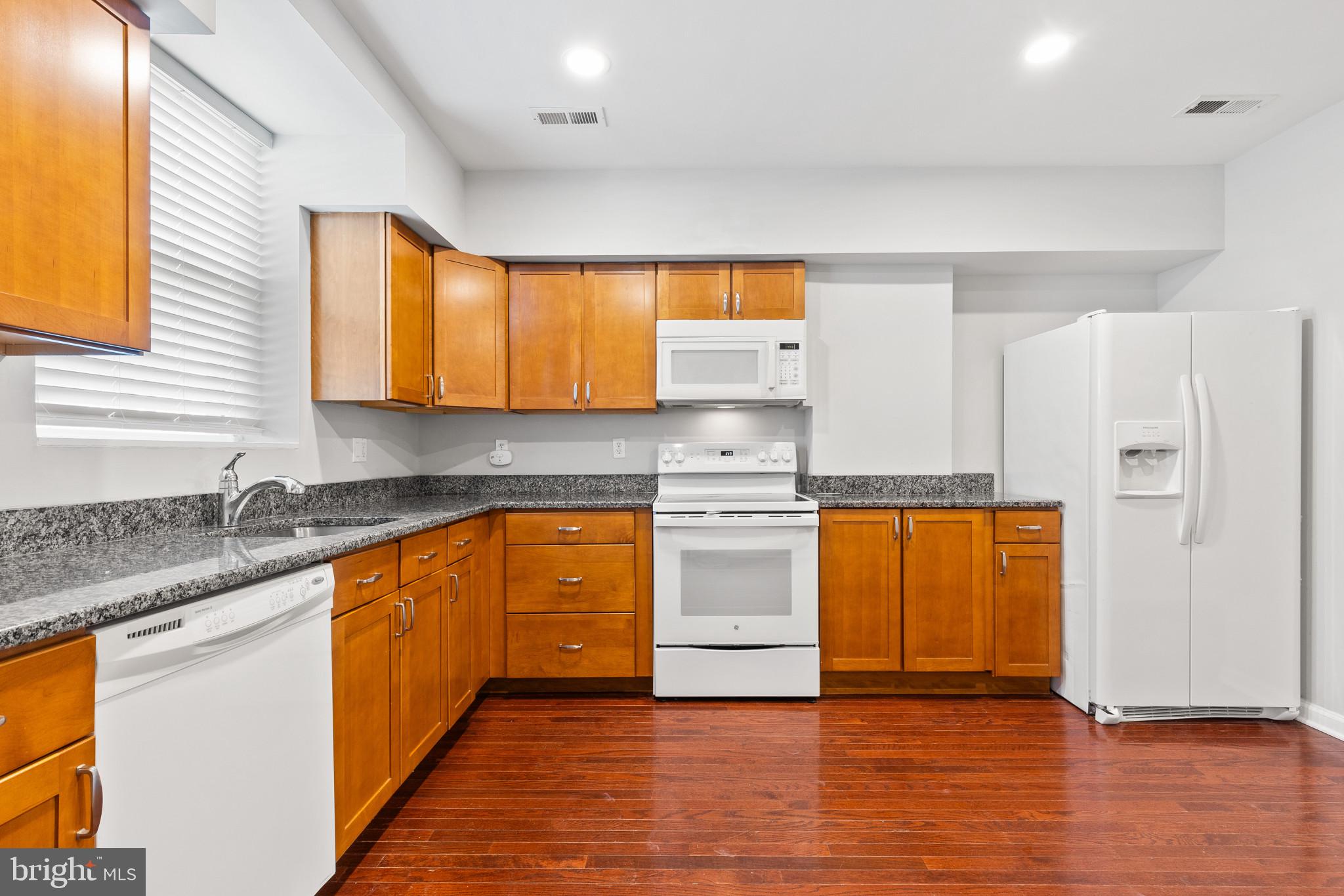 CANTON - Residential Lease