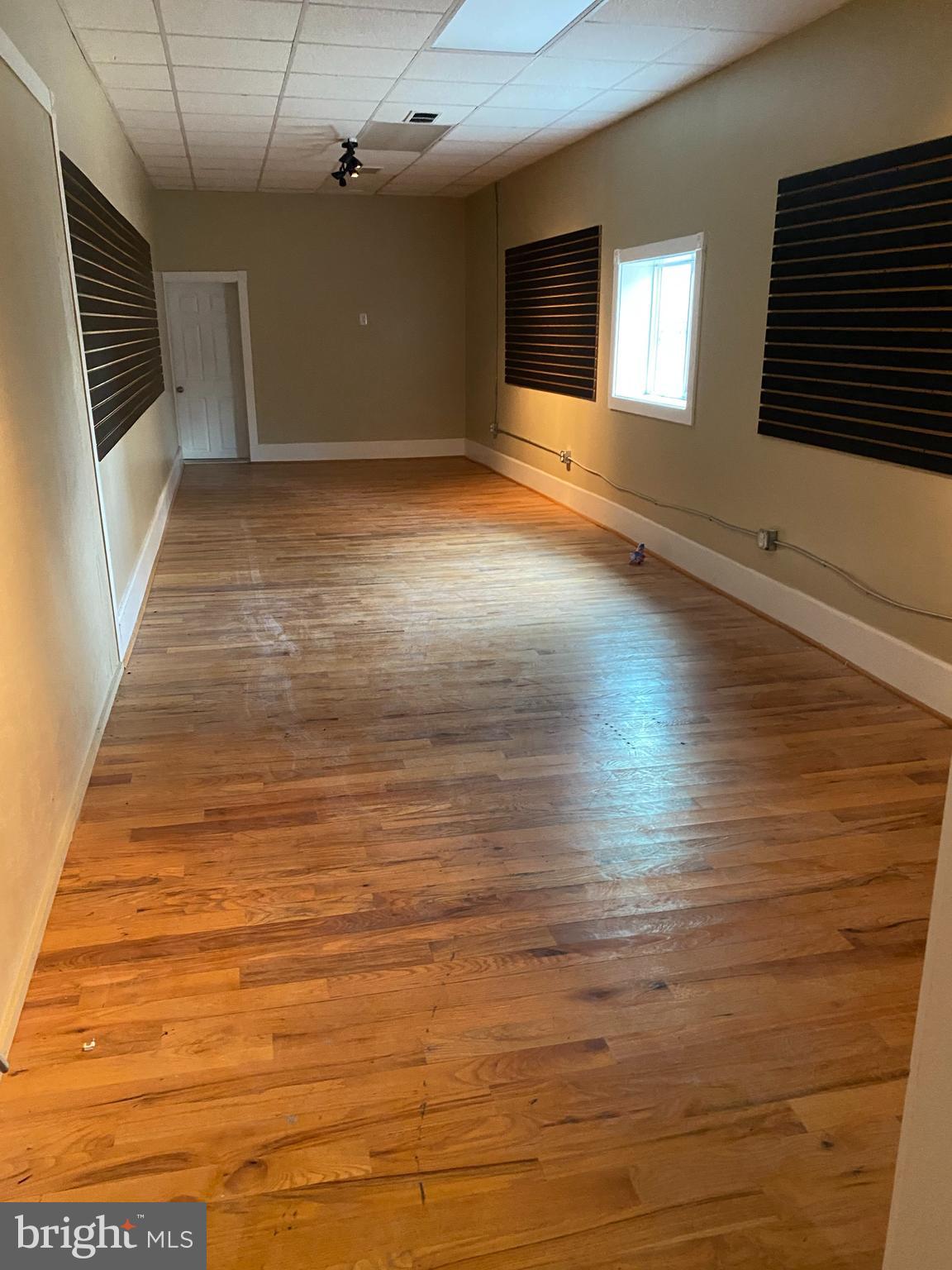 STOKES - Commercial Lease