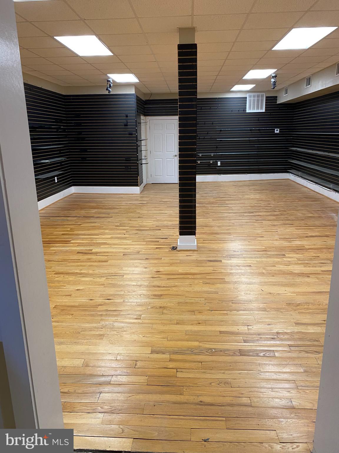 STOKES - Commercial Lease