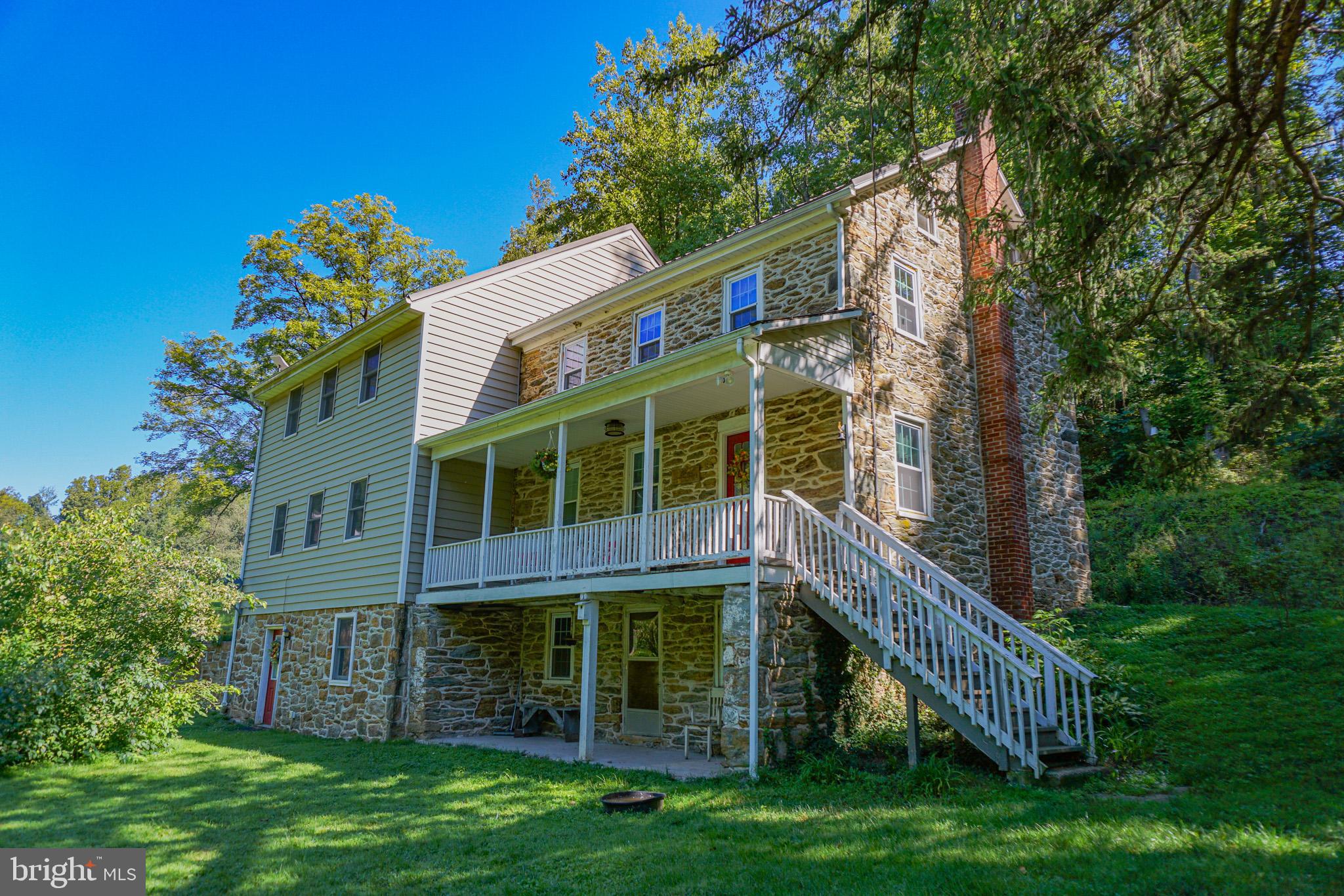 988 KRATZ ROAD