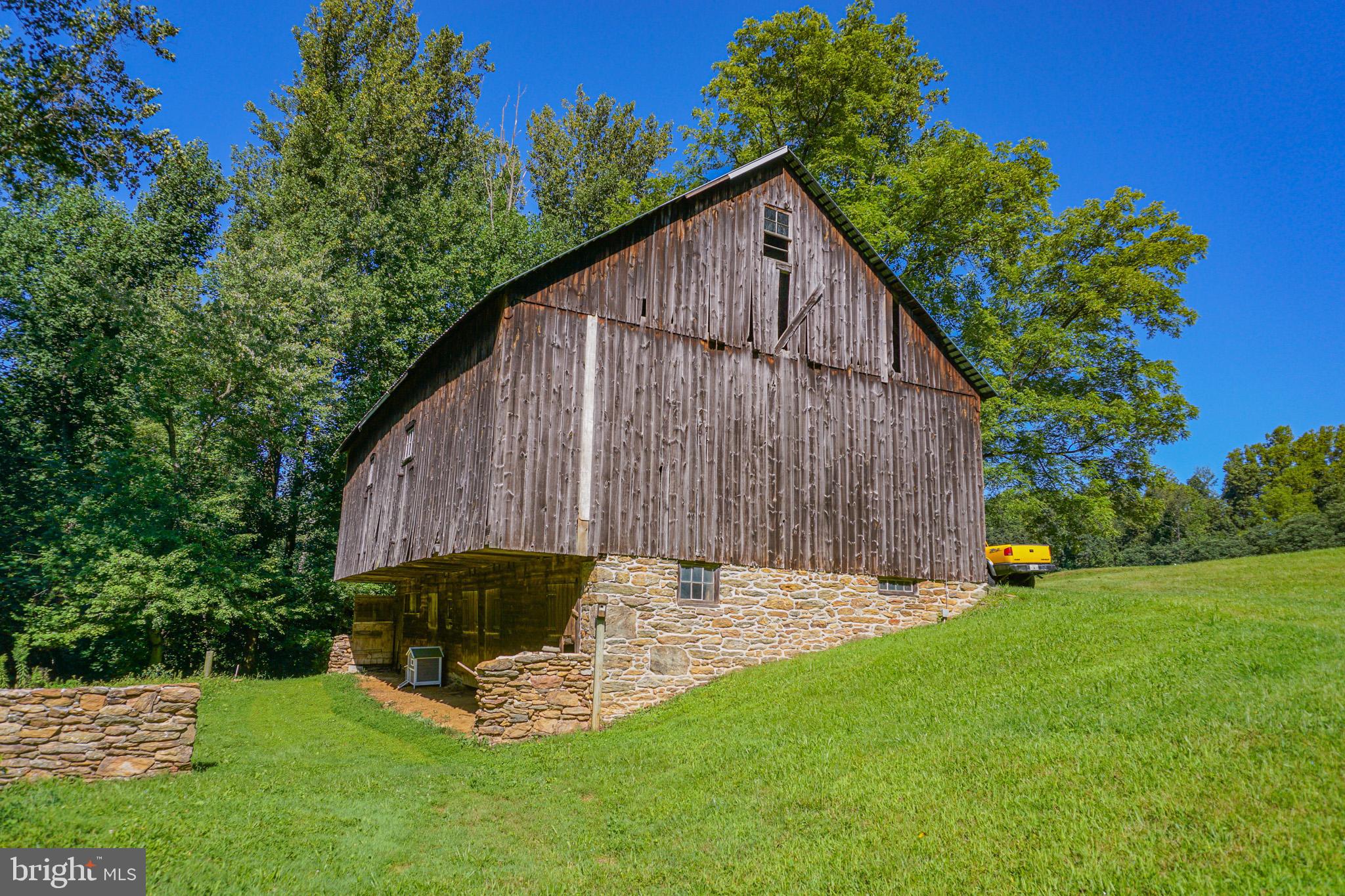 988 KRATZ ROAD