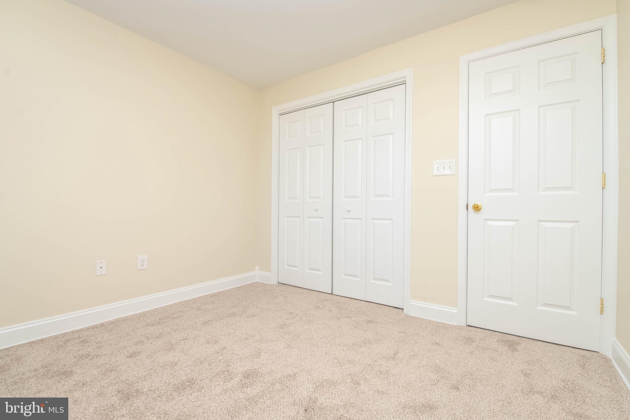 WASHINGTON VILLAGE - Residential