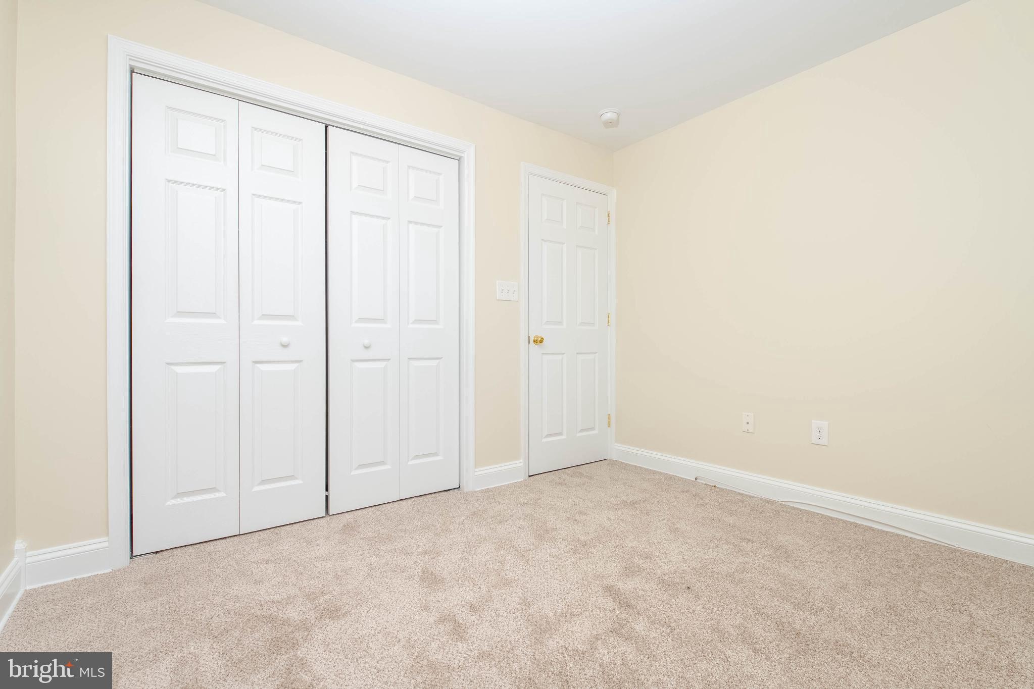 WASHINGTON VILLAGE - Residential