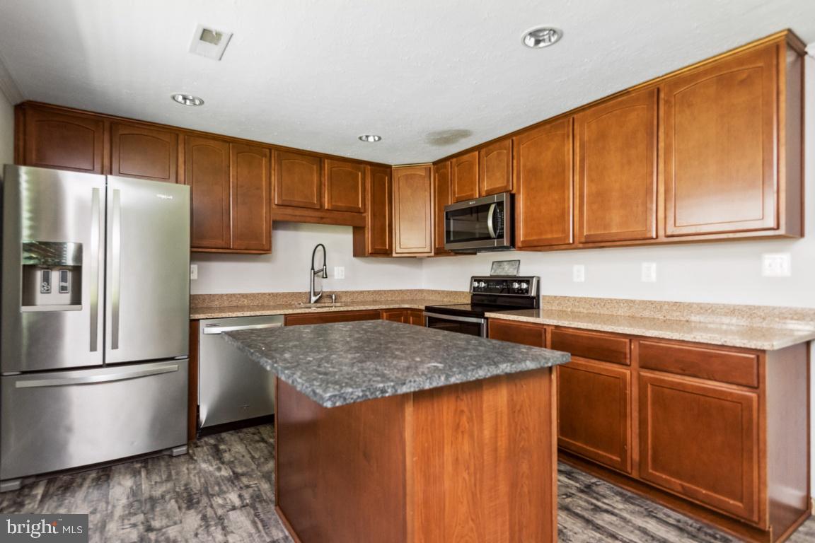 PINEFIELD - Residential