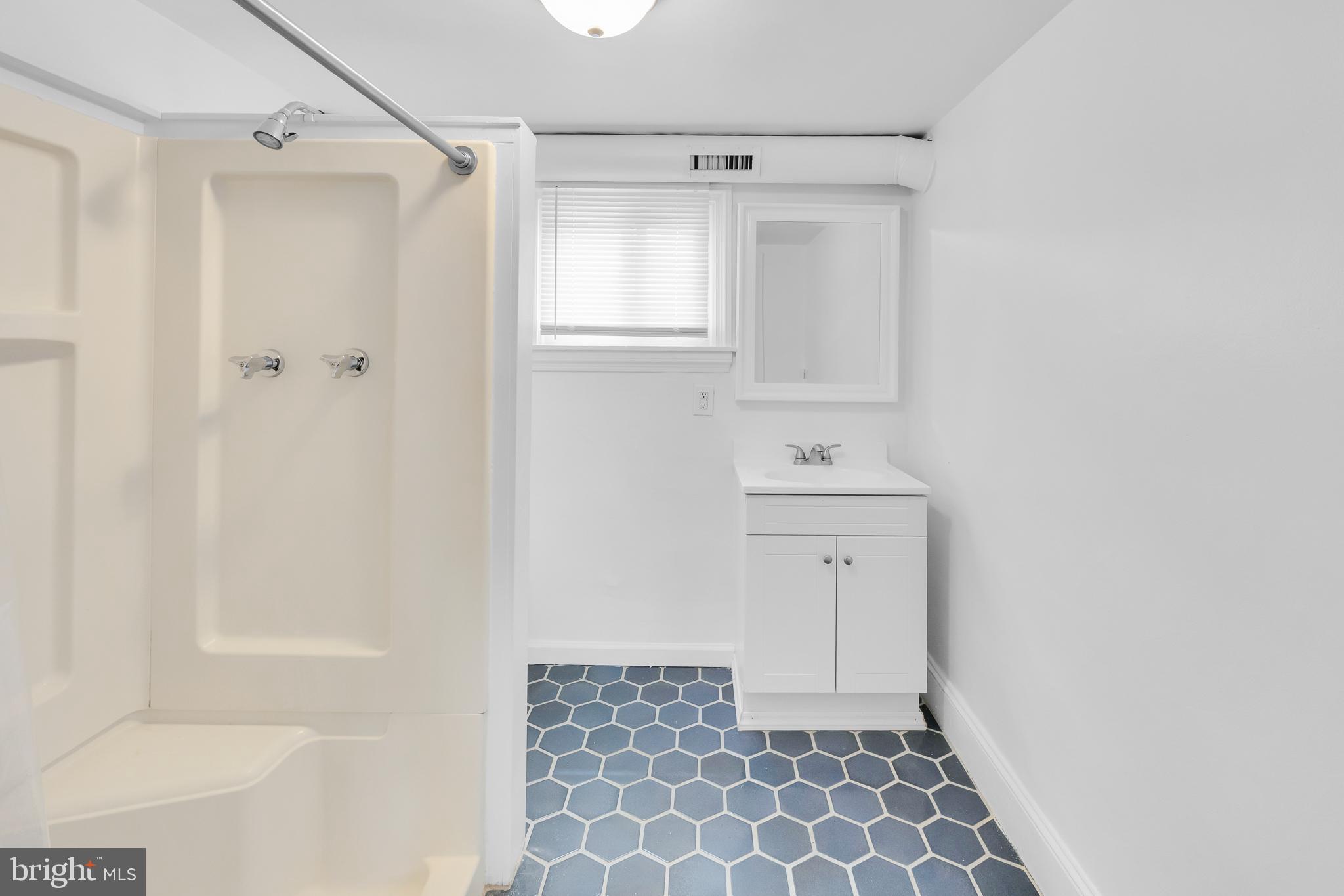 FOX CHASE - Residential
