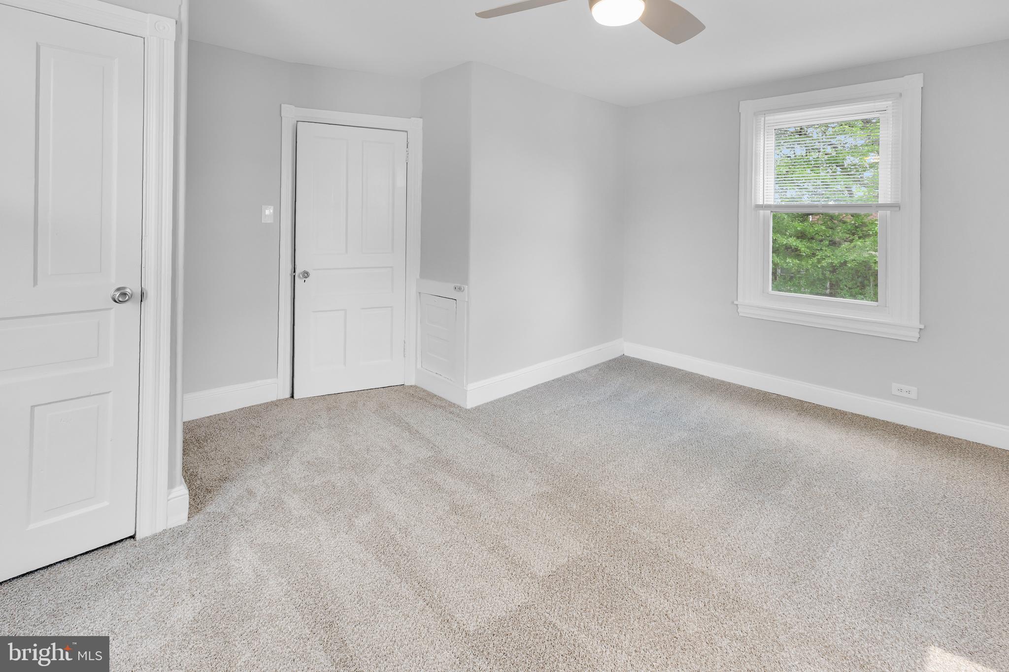 FOX CHASE - Residential