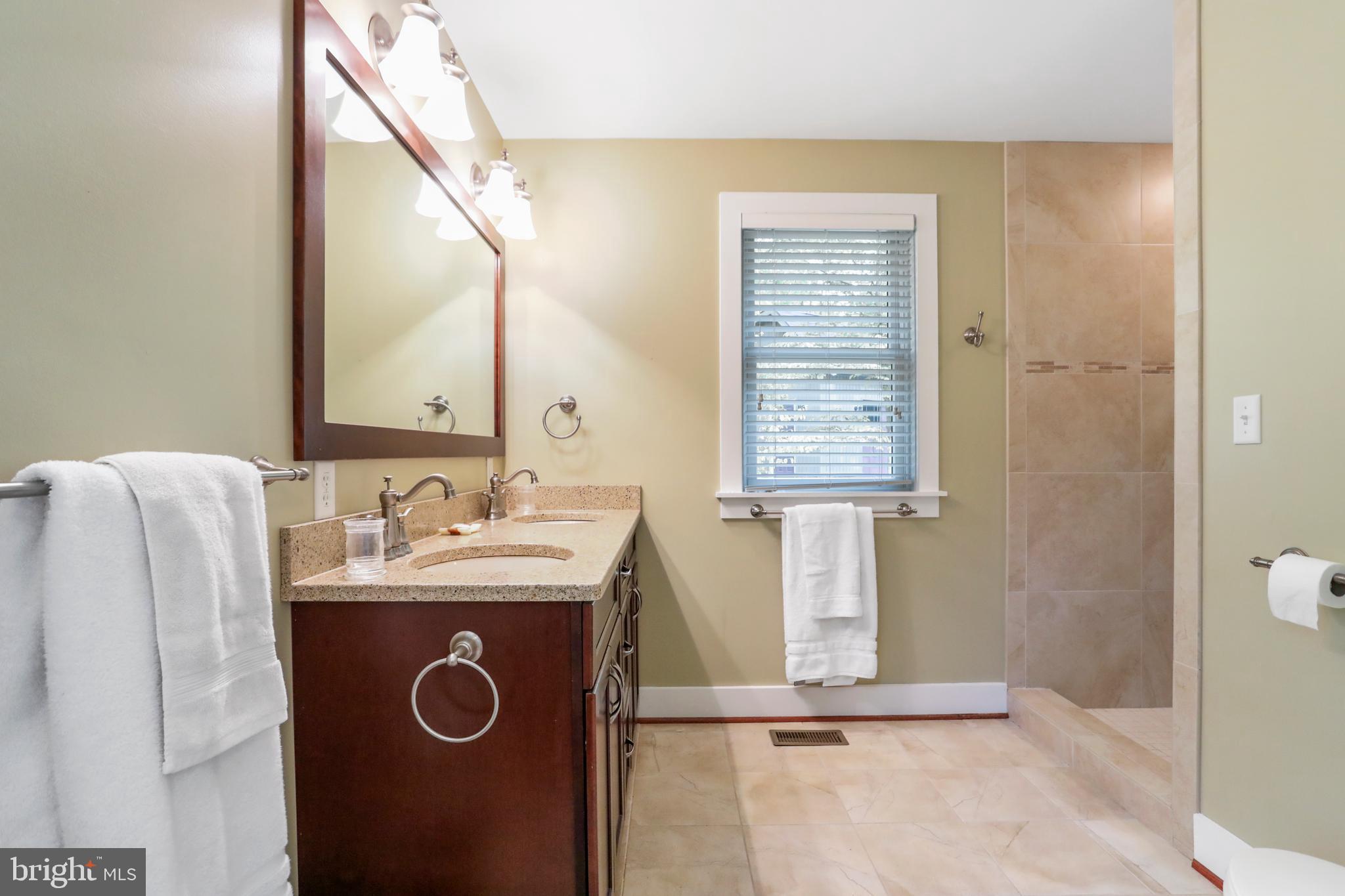 THE WOODS RESORT - Residential