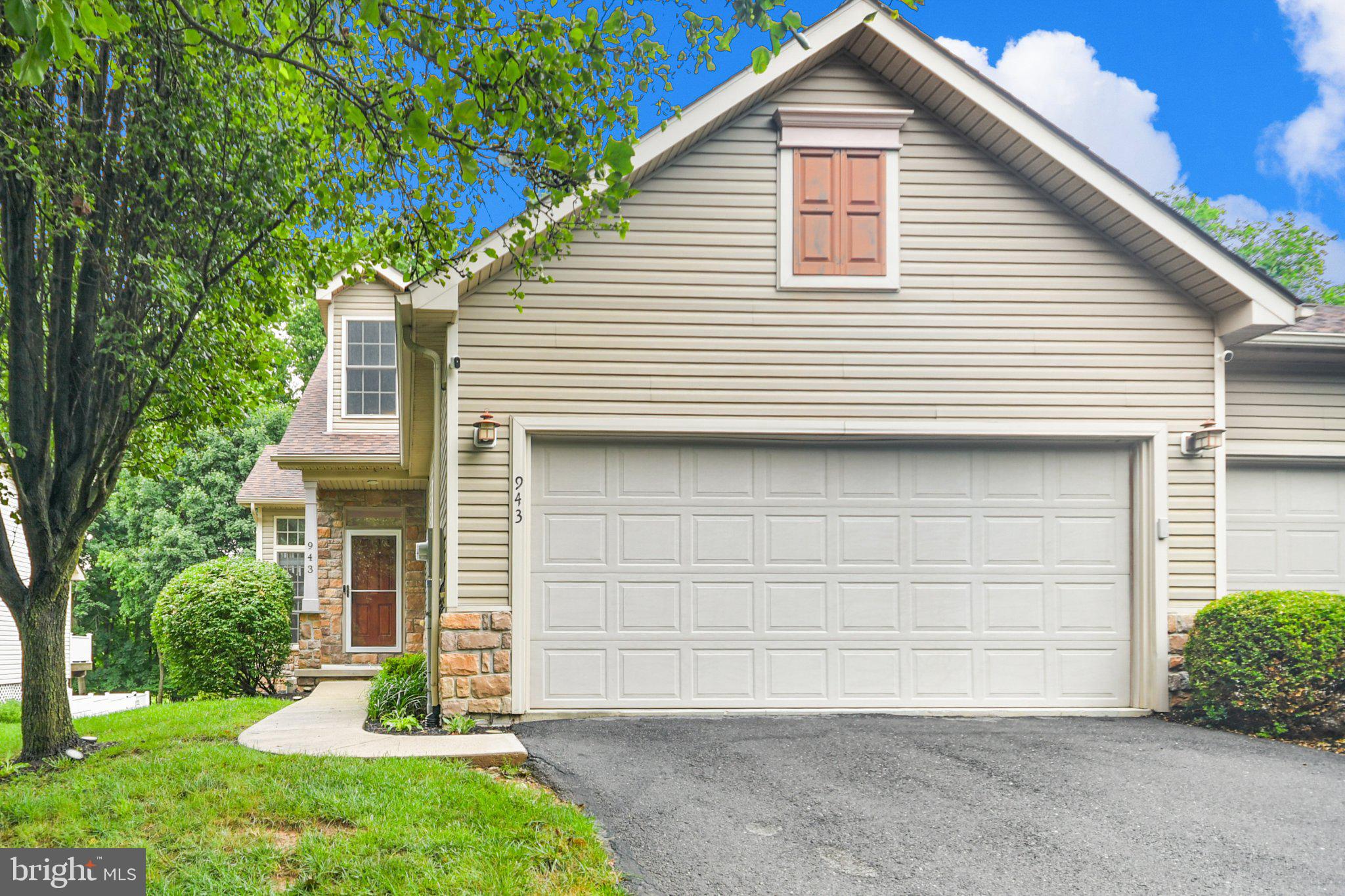 943 QUAIL RUN DRIVE