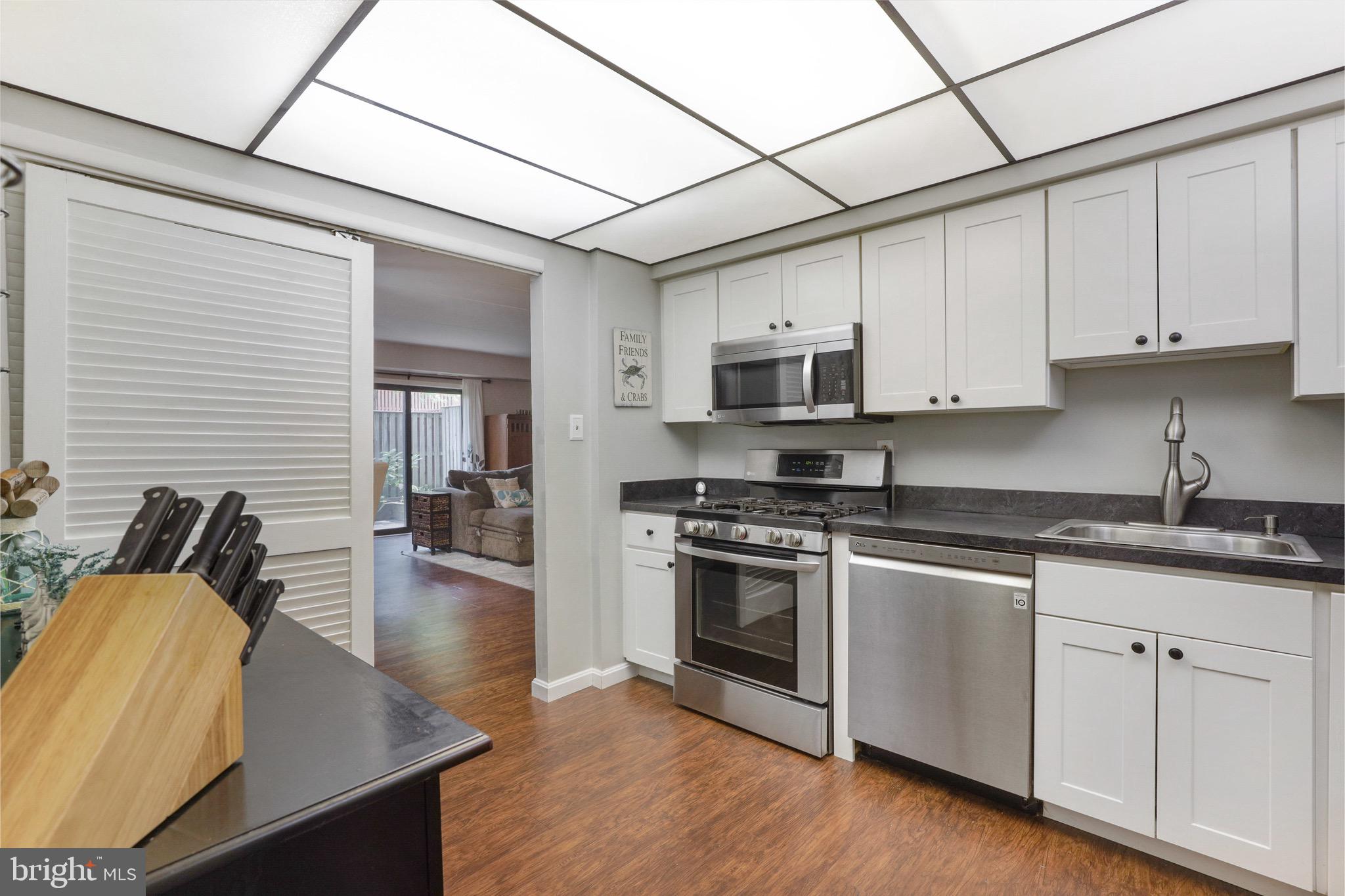 VILLAGE OF WILDE LAKE - Residential