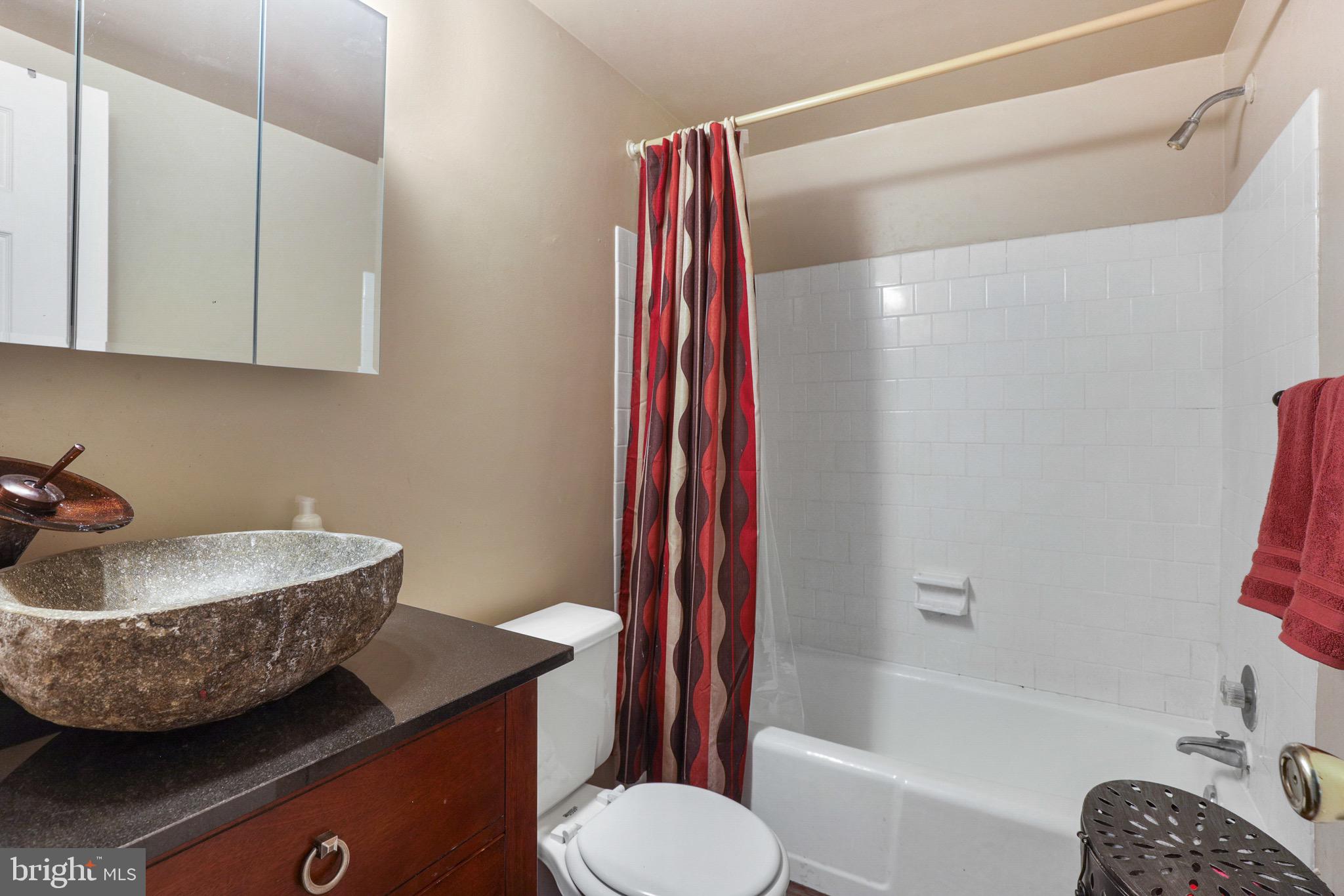 VILLAGE OF WILDE LAKE - Residential