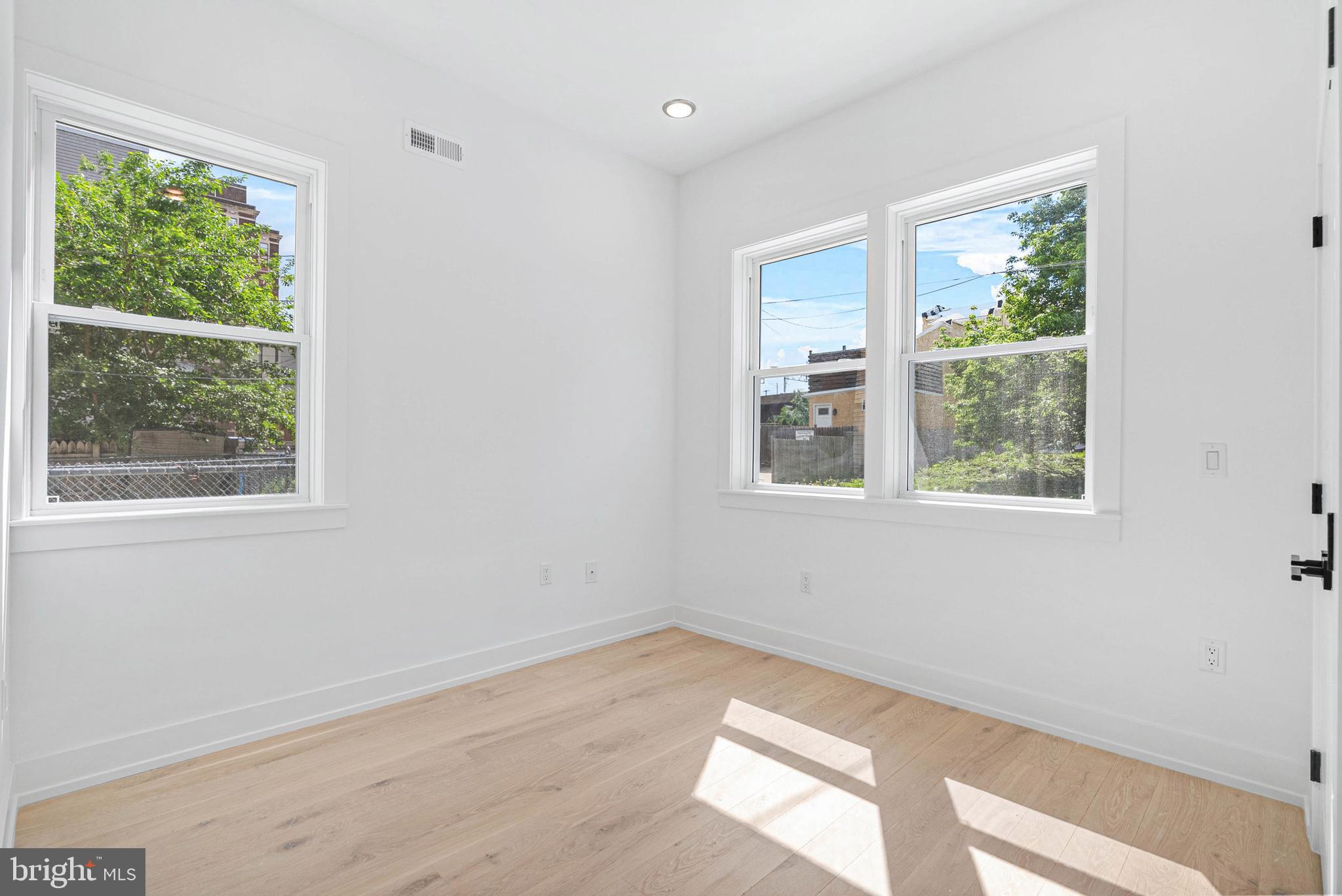 OLDE KENSINGTON - Residential Income