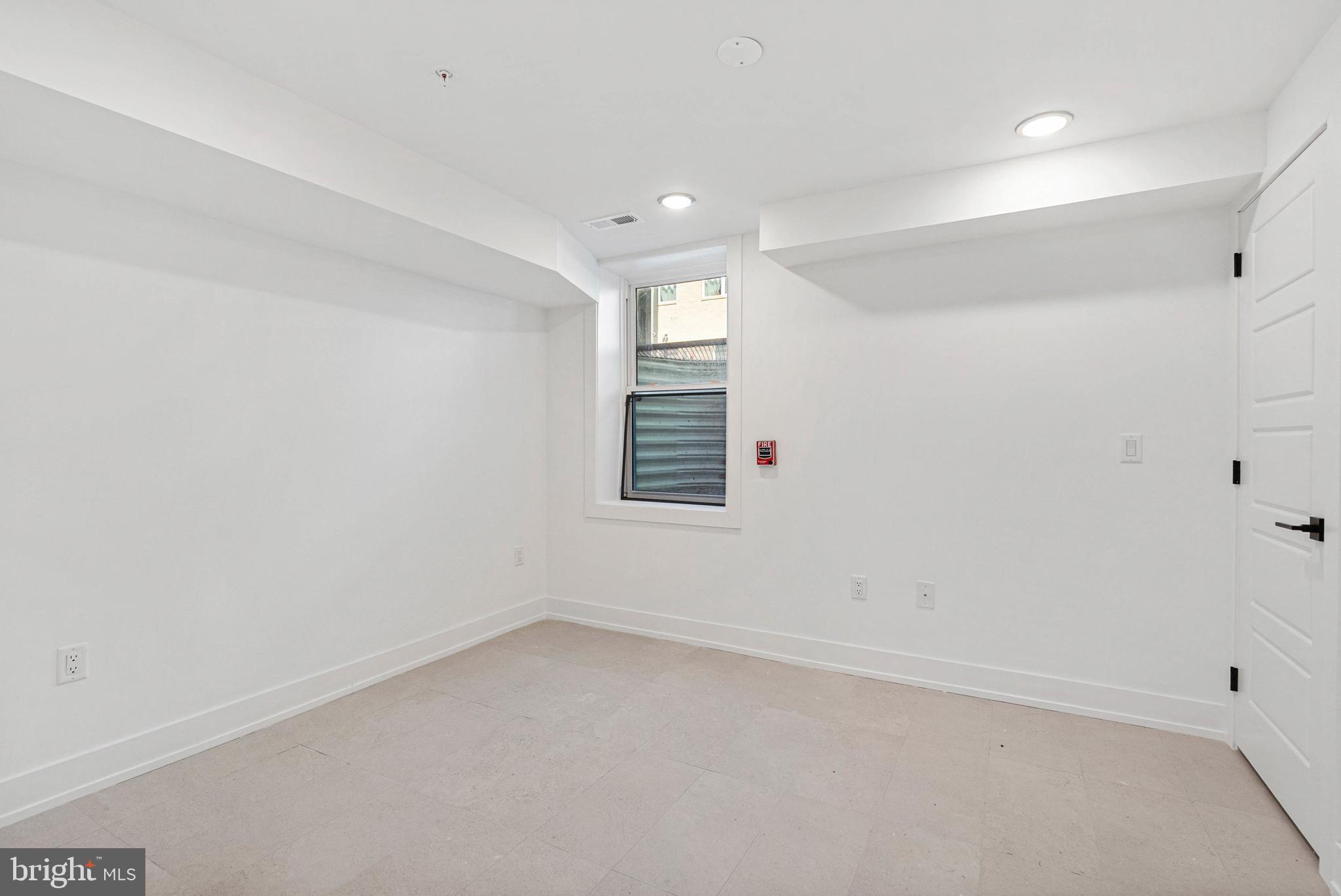 OLDE KENSINGTON - Residential Income