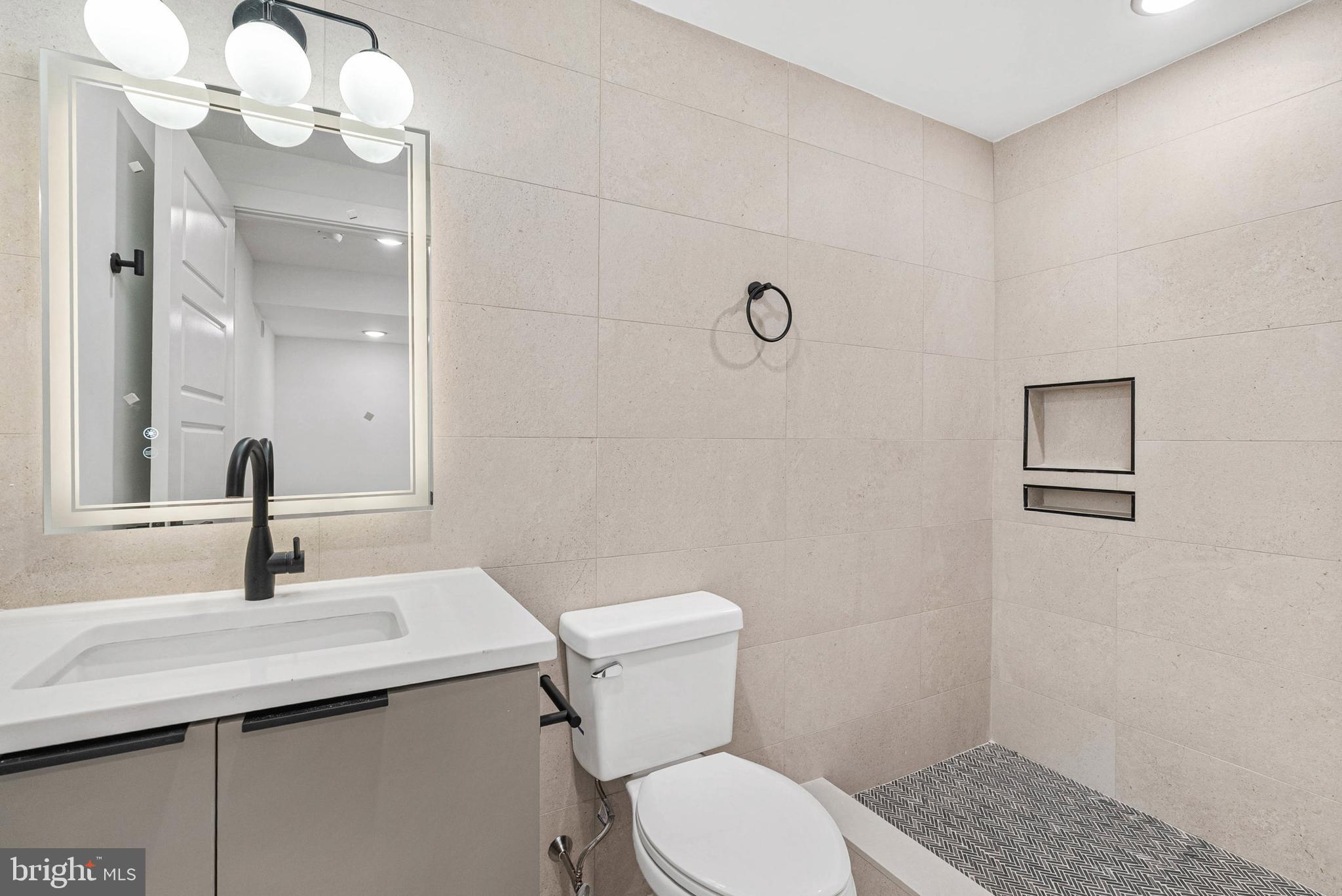 OLDE KENSINGTON - Residential Income