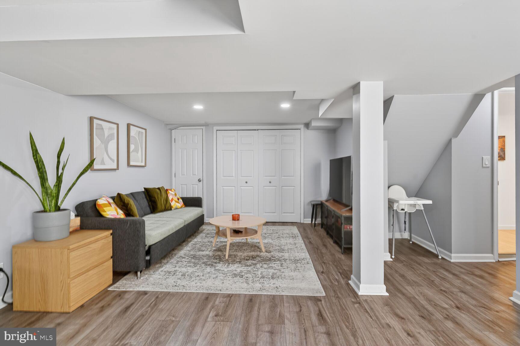 TWINBROOK FOREST - Residential