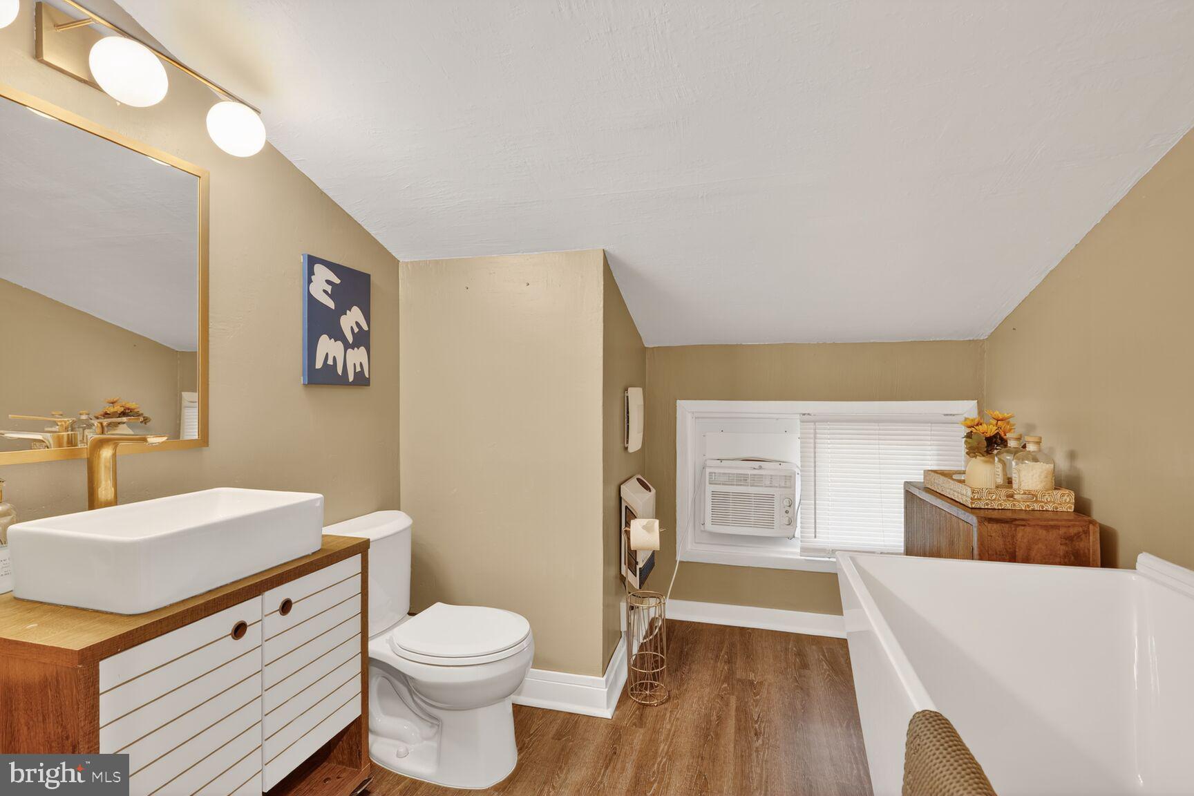 TWINBROOK FOREST - Residential