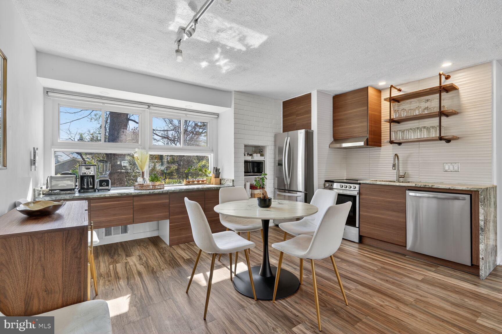 TWINBROOK FOREST - Residential