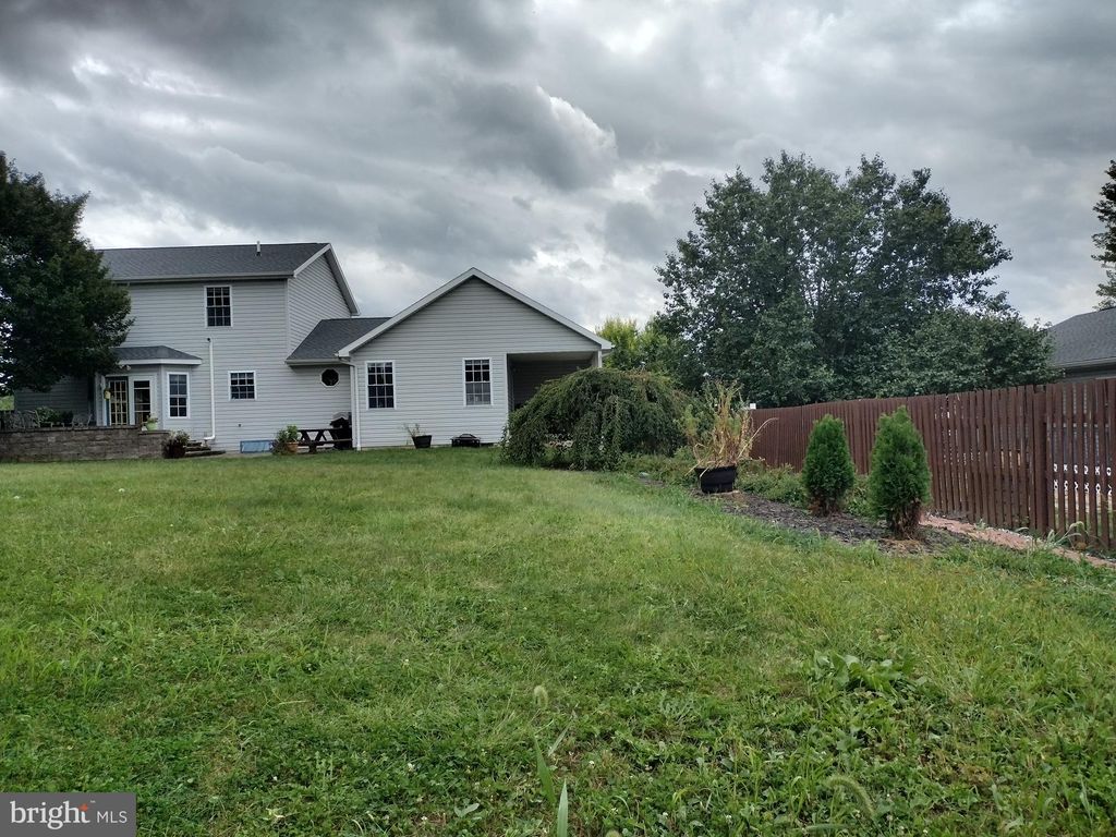 Photo of 1660 Wisteria Drive, CHAMBERSBURG, PA 17202 (MLS # PAFL2032370)
