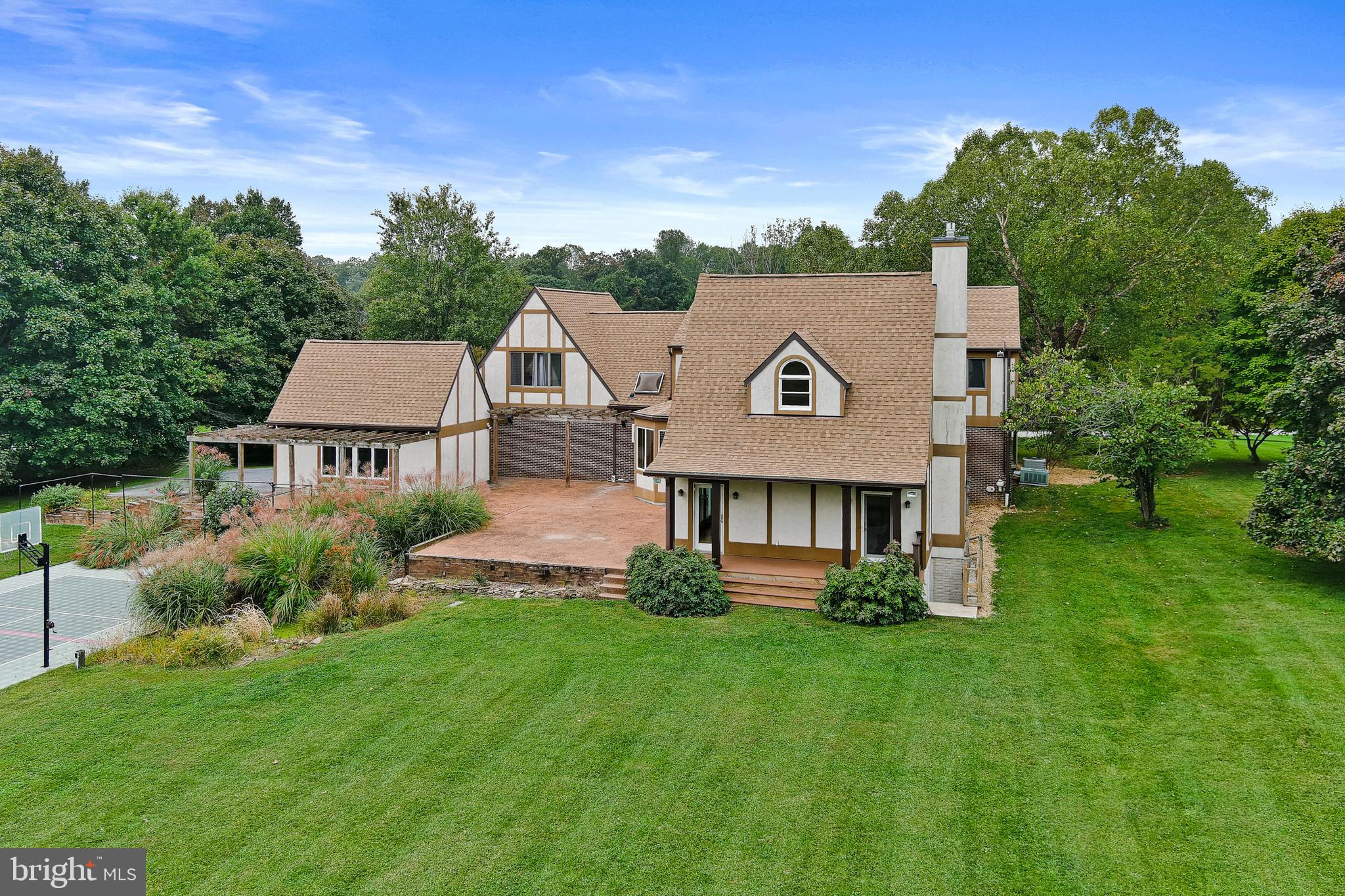 SLACK ESTATES - Residential