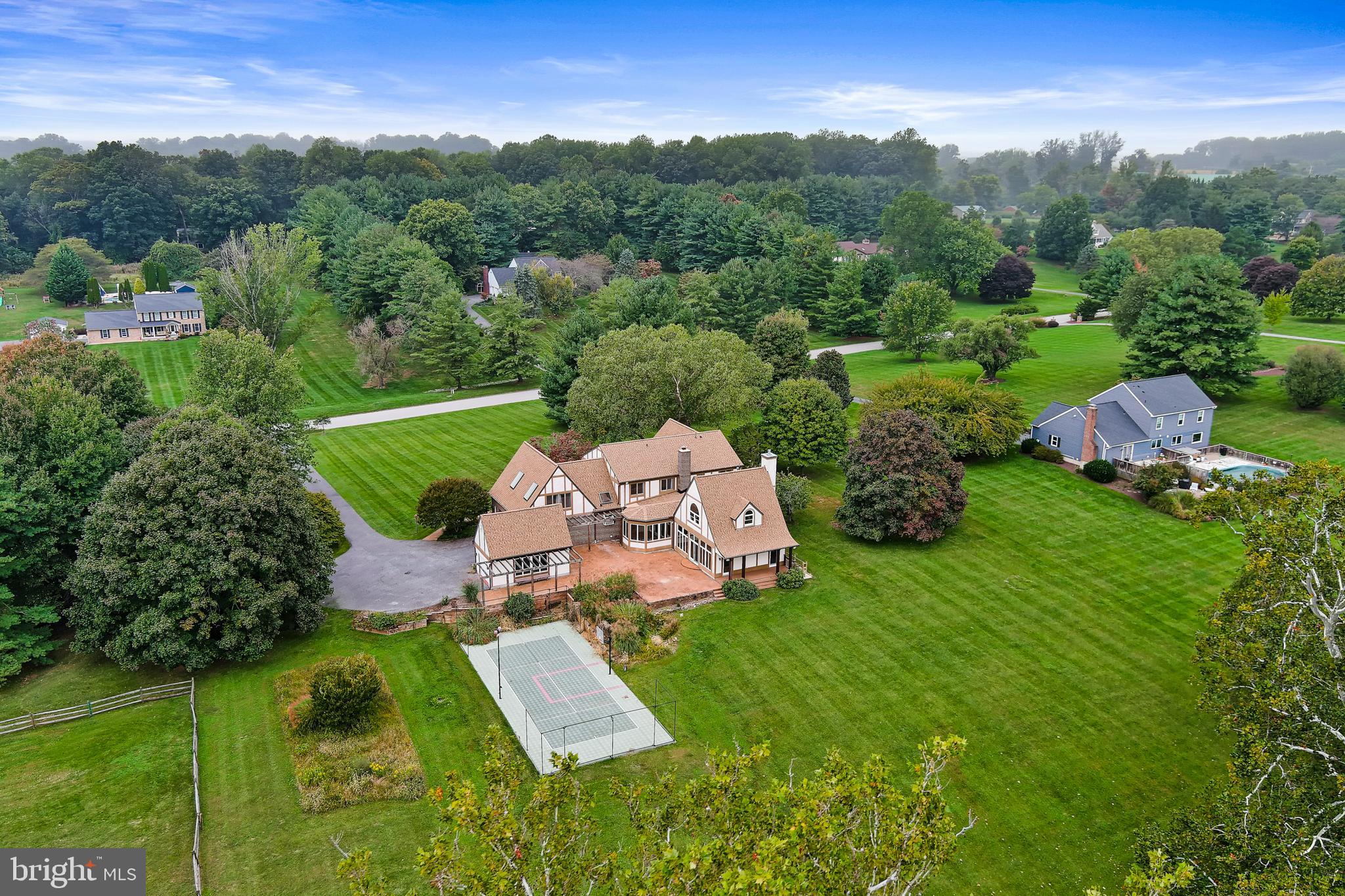 SLACK ESTATES - Residential