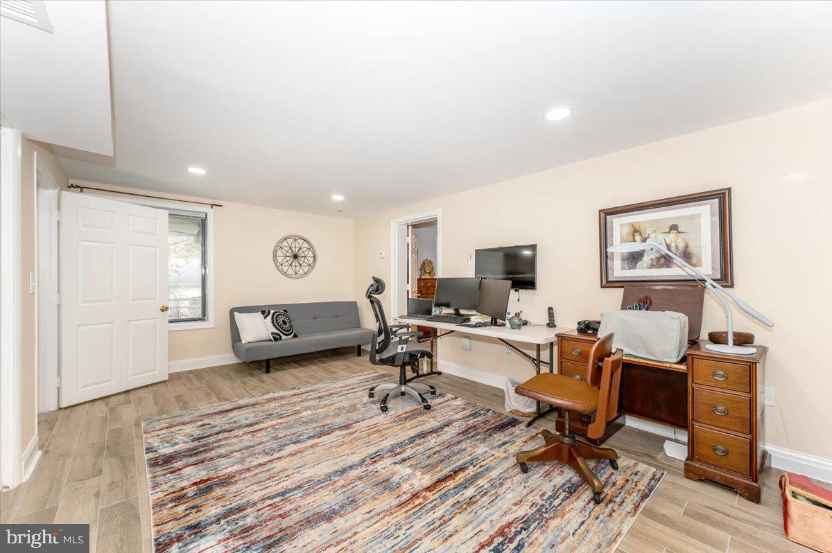 THE POINTS - Residential