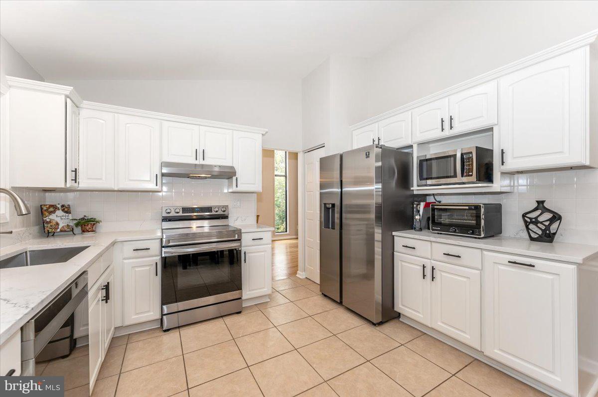 THE POINTS - Residential