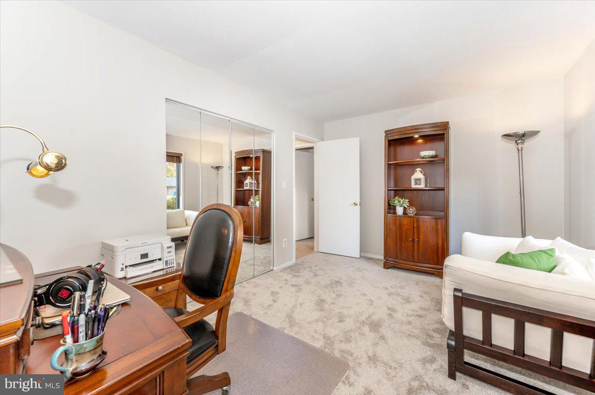 THE POINTS - Residential