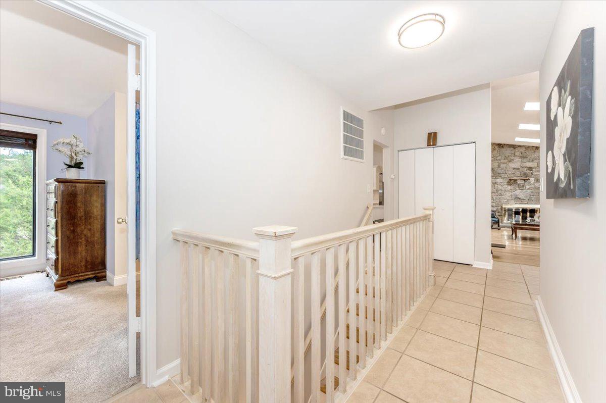 THE POINTS - Residential