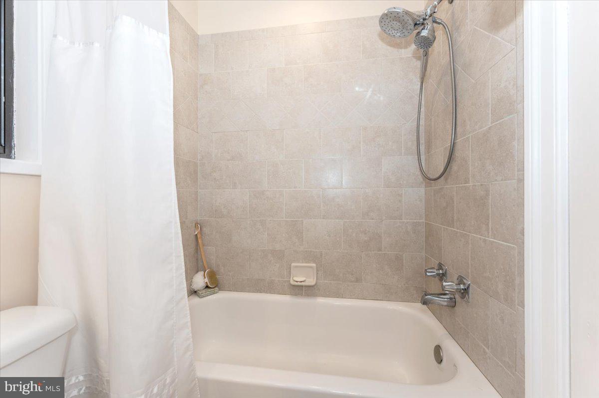 THE POINTS - Residential