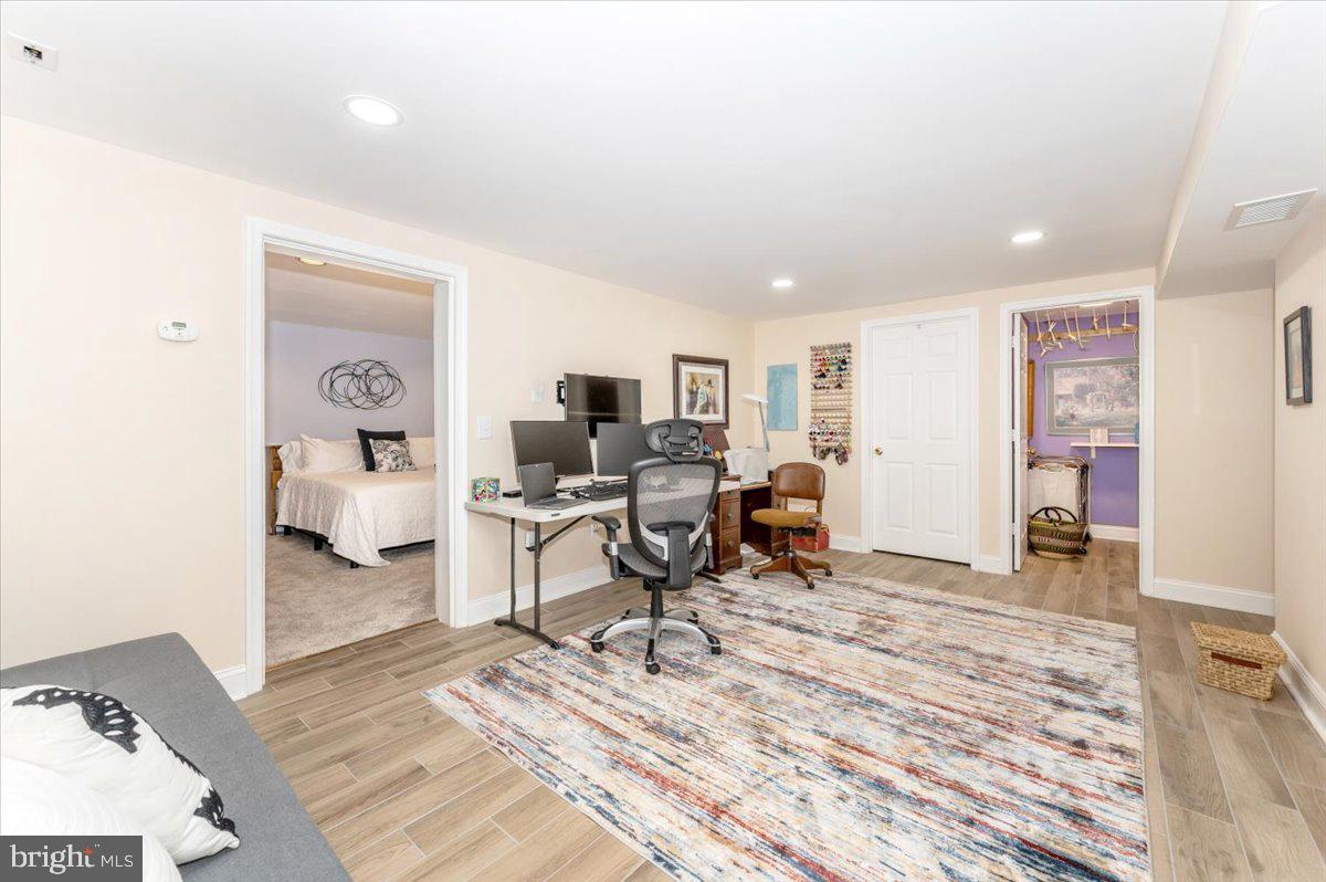 THE POINTS - Residential