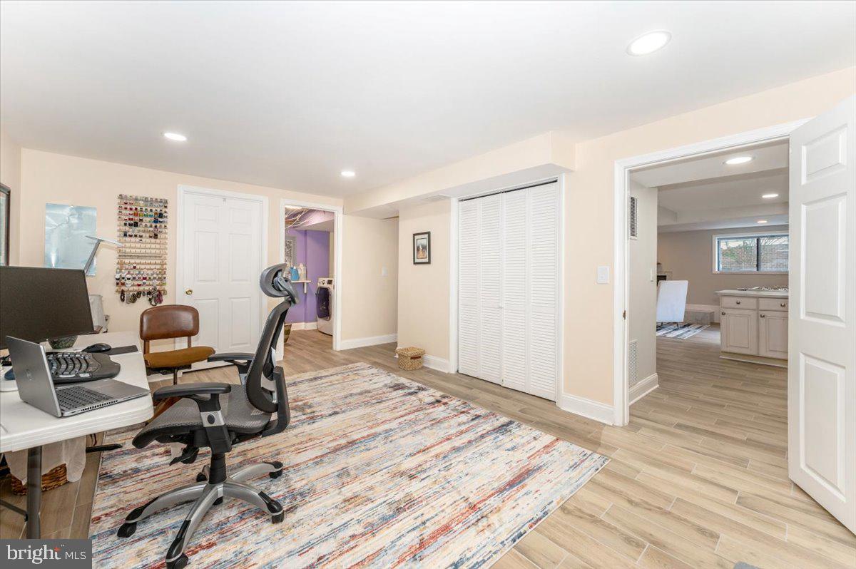 THE POINTS - Residential