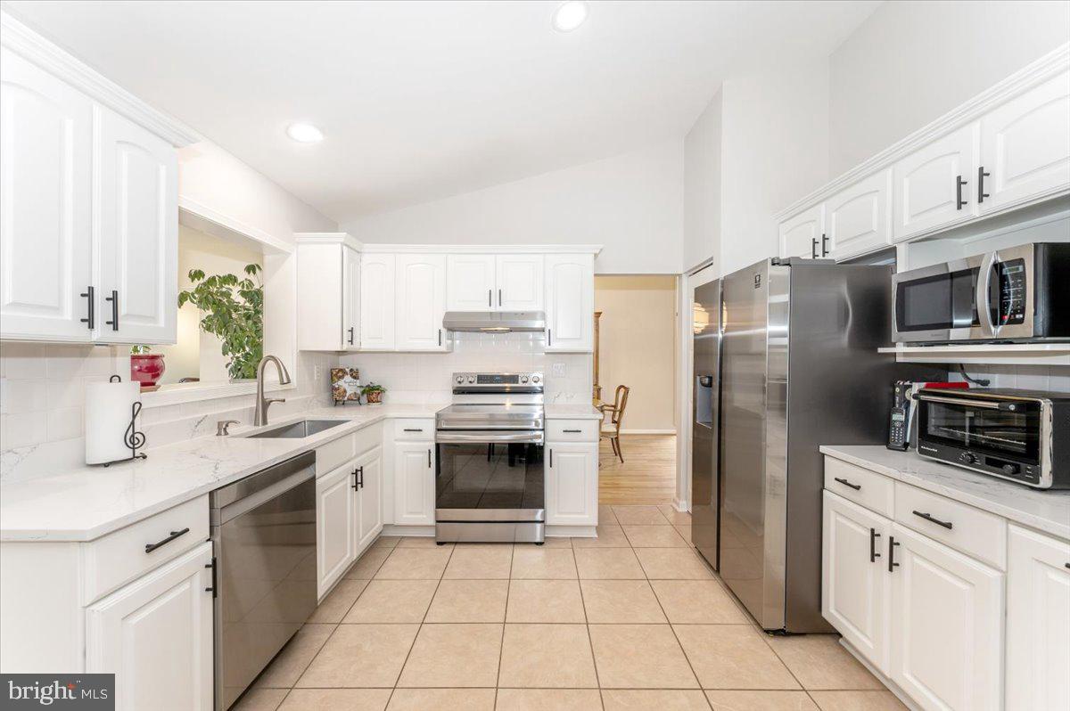 THE POINTS - Residential