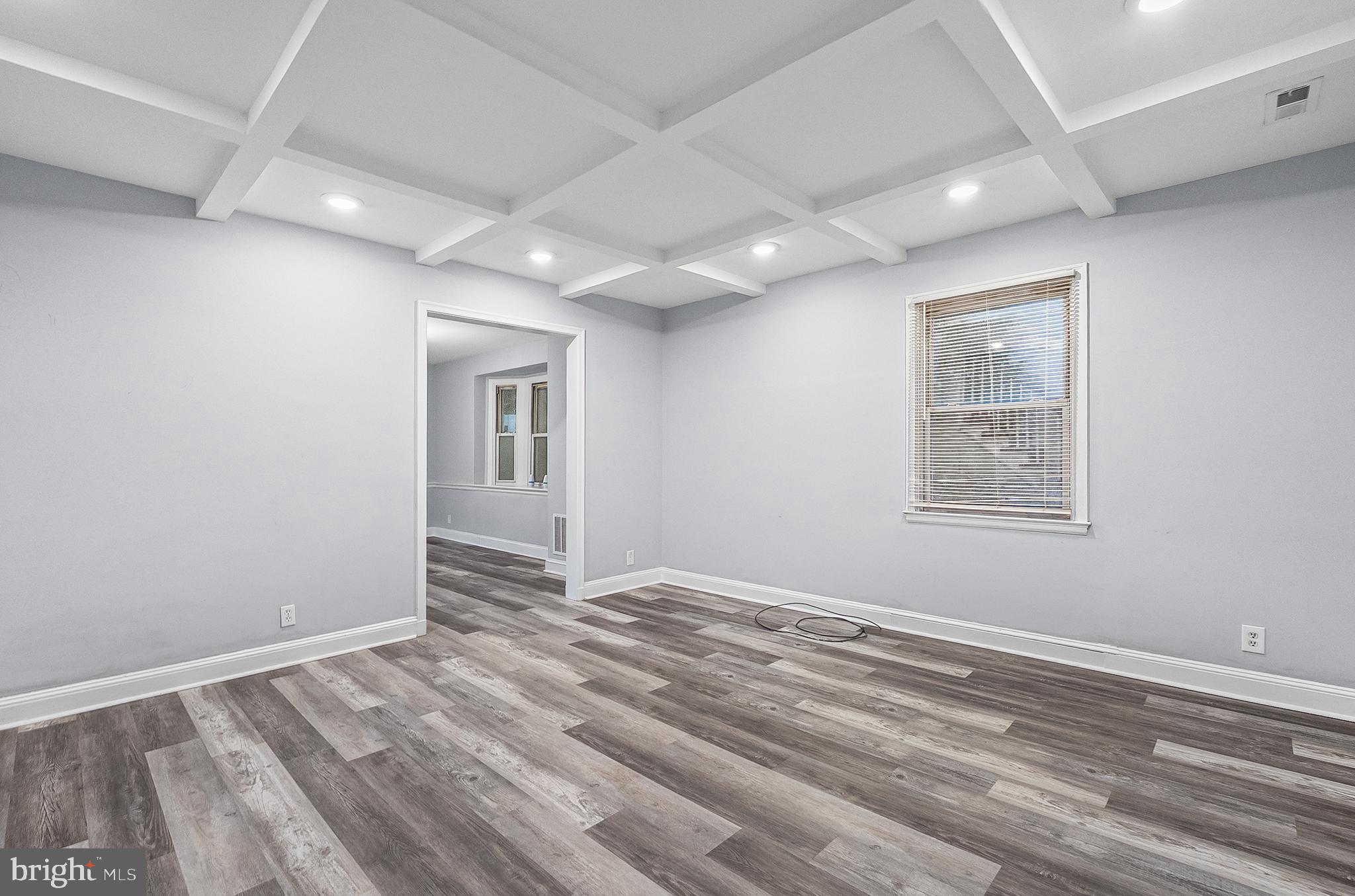 EDNOR GARDENS - LAKESIDE - Residential