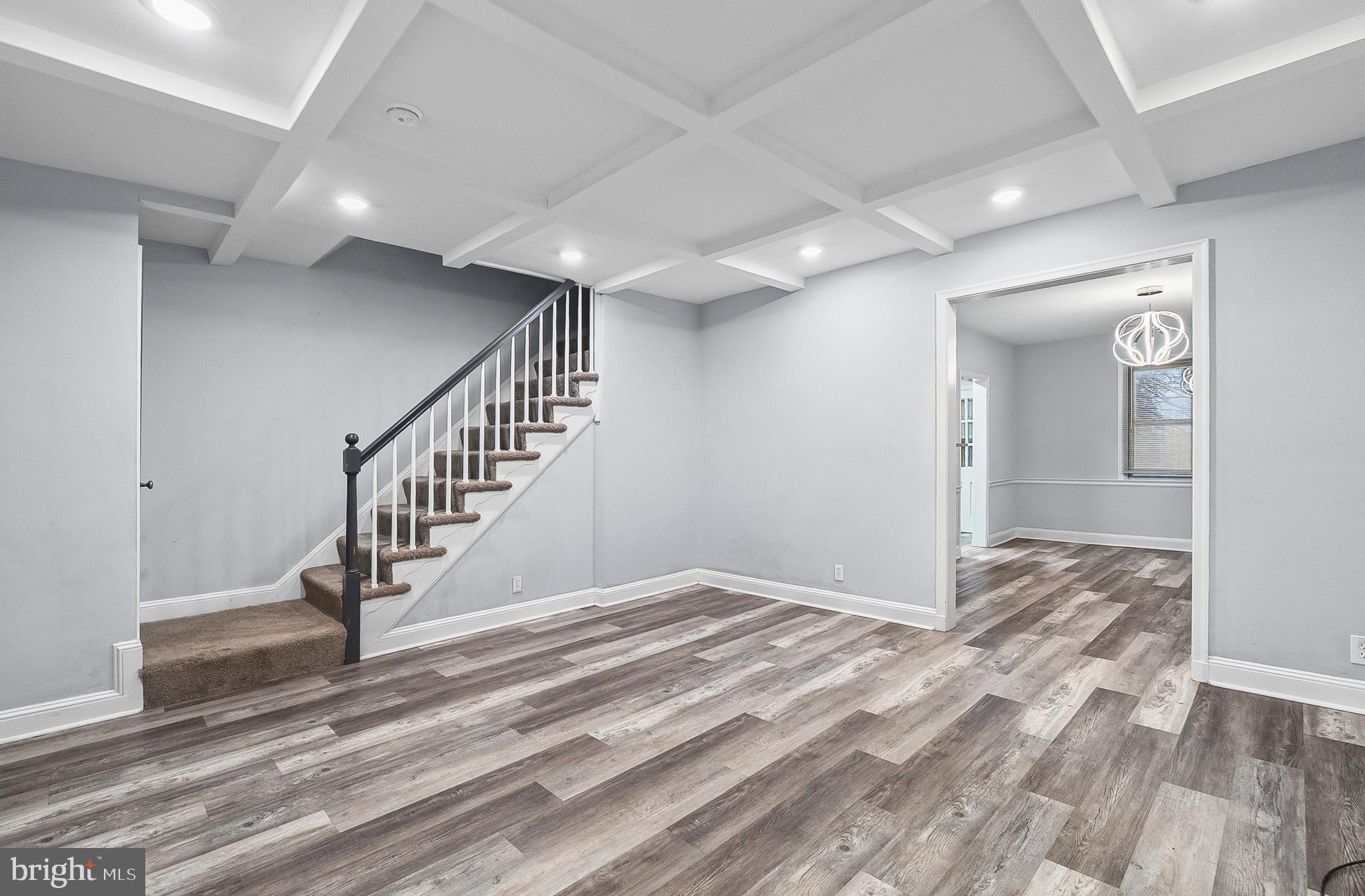 EDNOR GARDENS - LAKESIDE - Residential