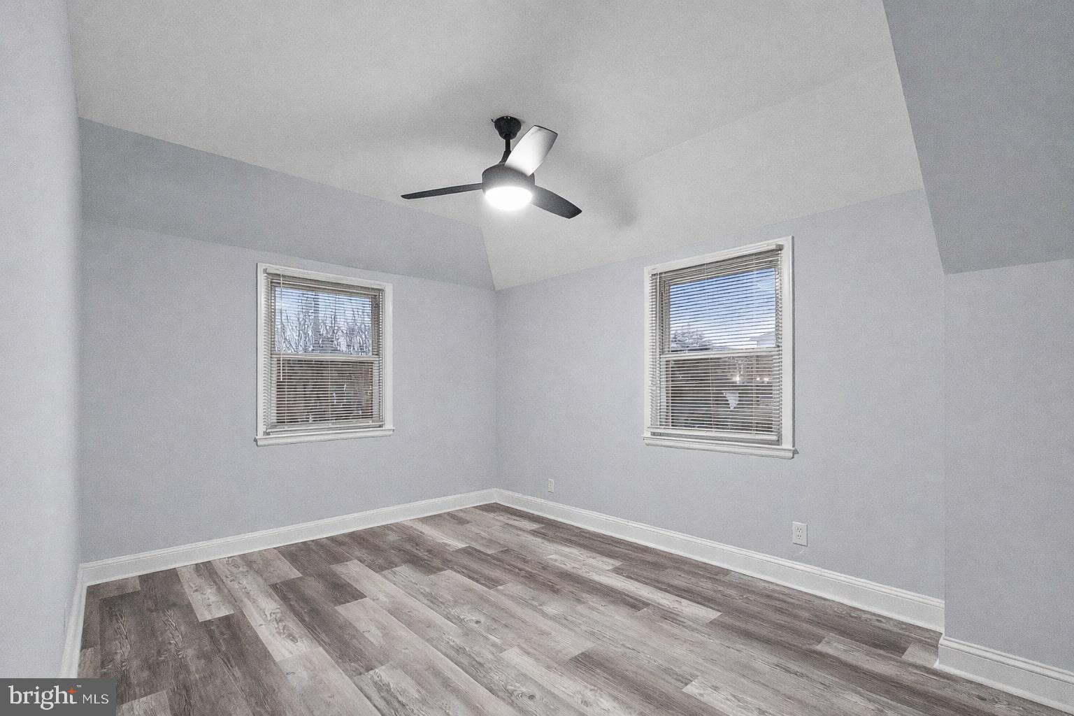 EDNOR GARDENS - LAKESIDE - Residential