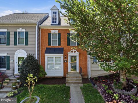 Photo of 14143 Compton Valley Way, CENTREVILLE, VA 20121 (MLS # VAFX2304494)