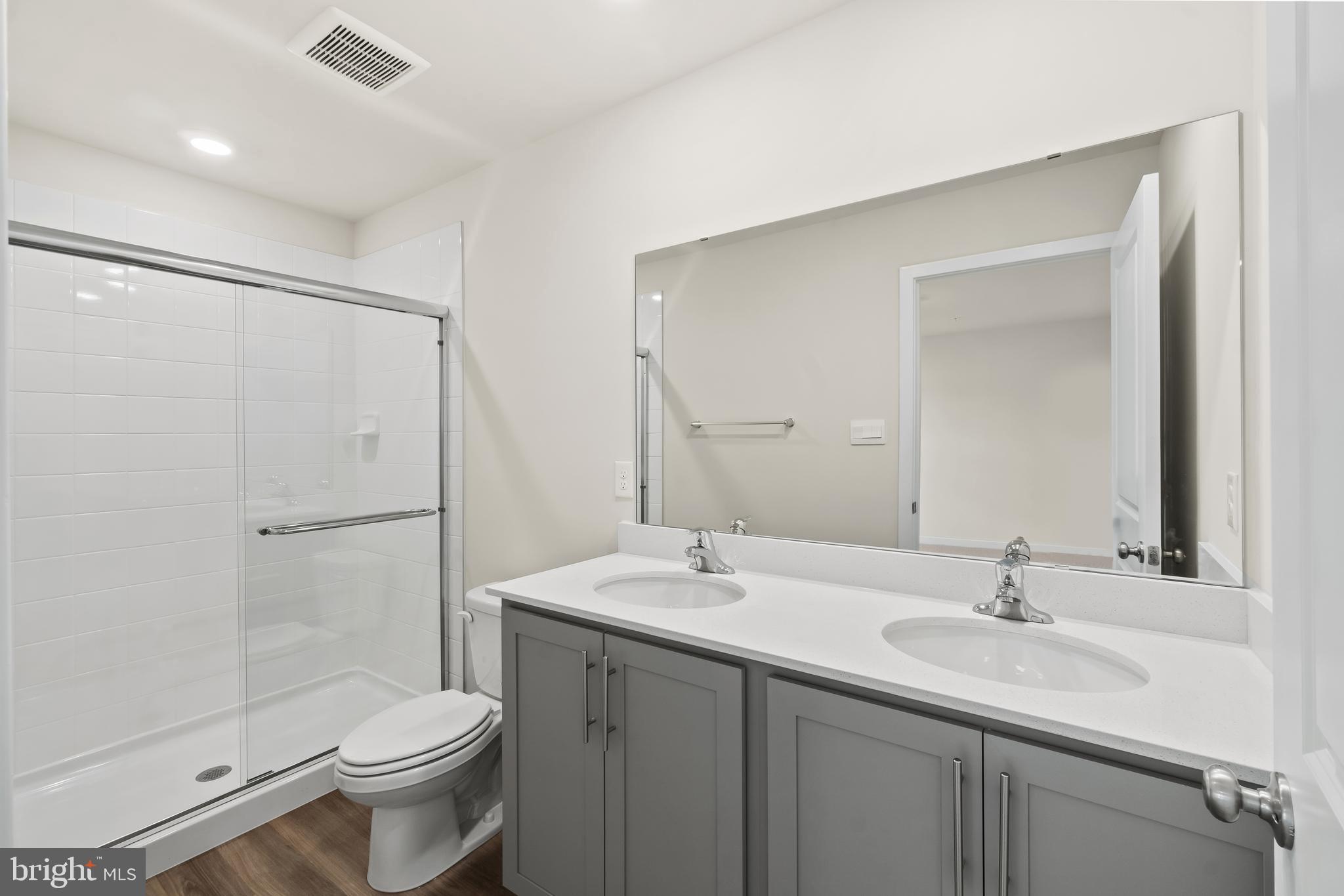 PINEGROVE - Residential