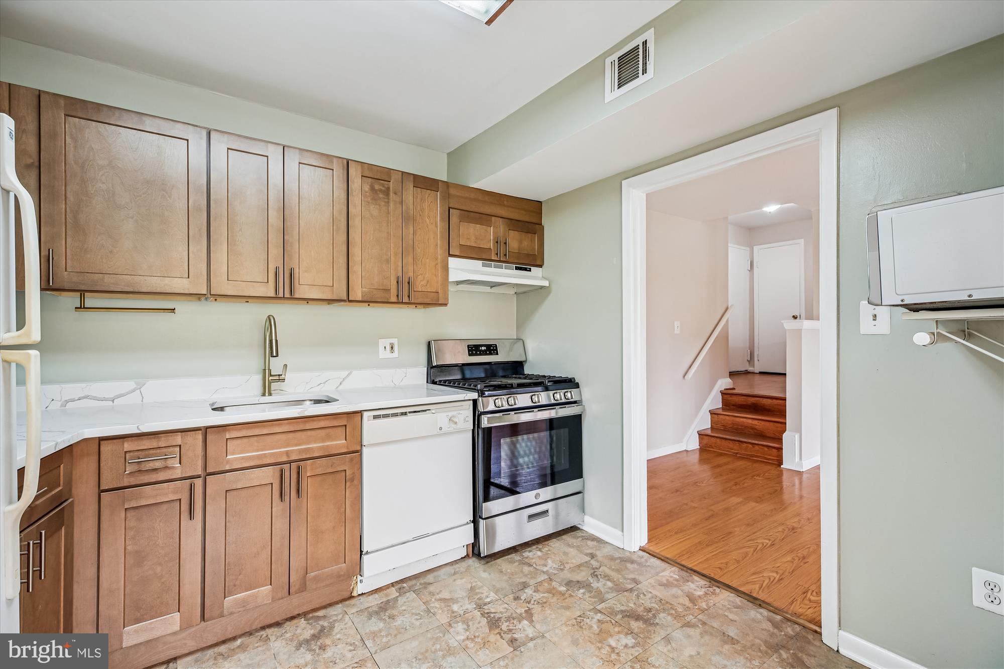 NORTH CRK PLACE - Residential