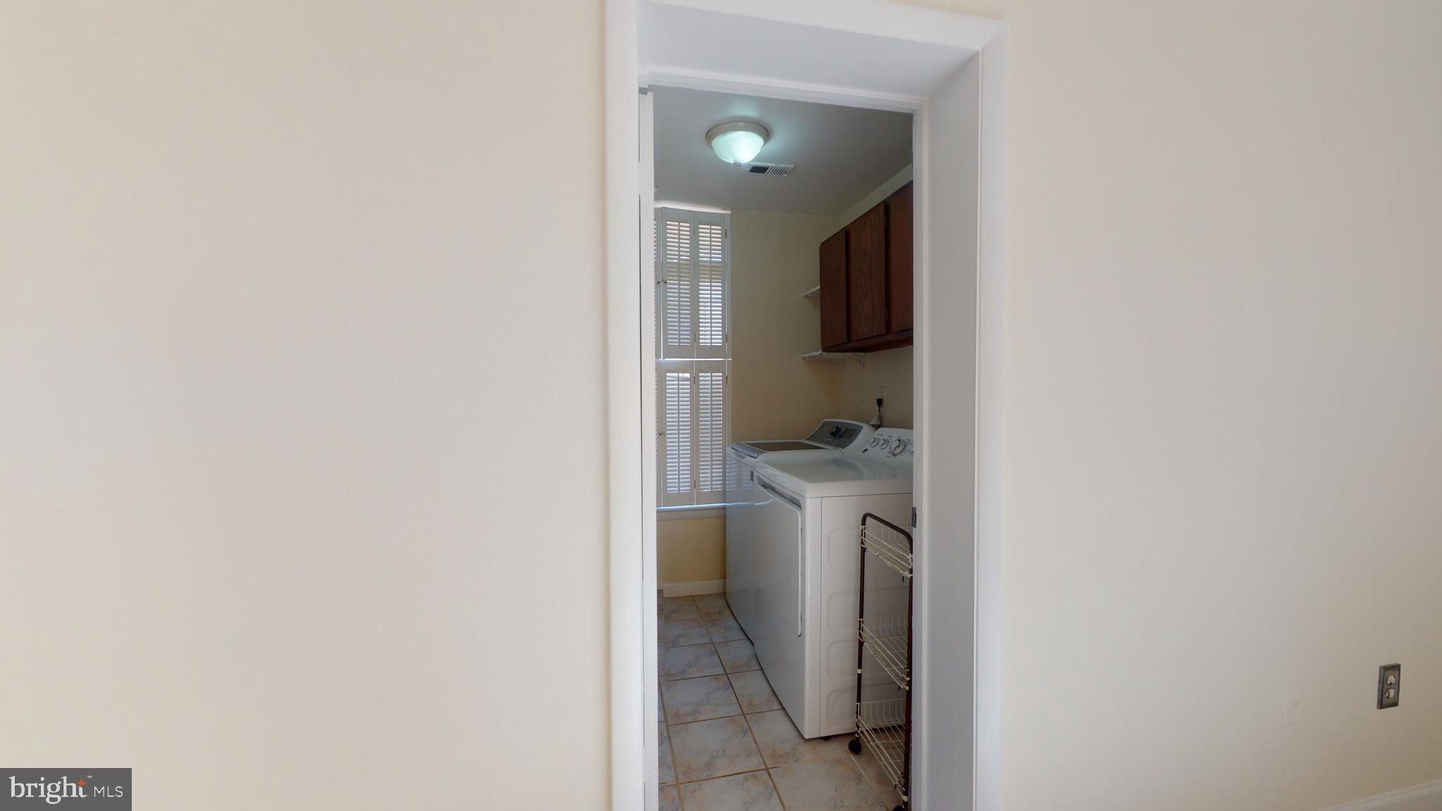 SOUTHAMPTON - Residential Lease