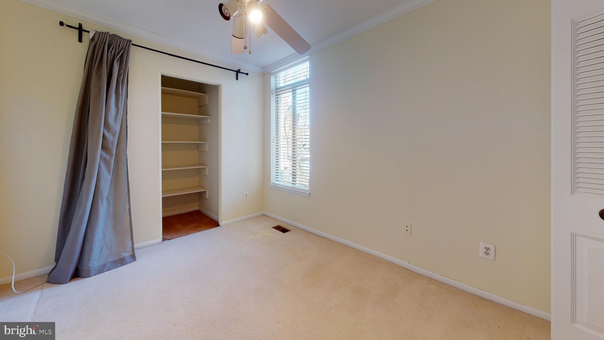 SOUTHAMPTON - Residential Lease