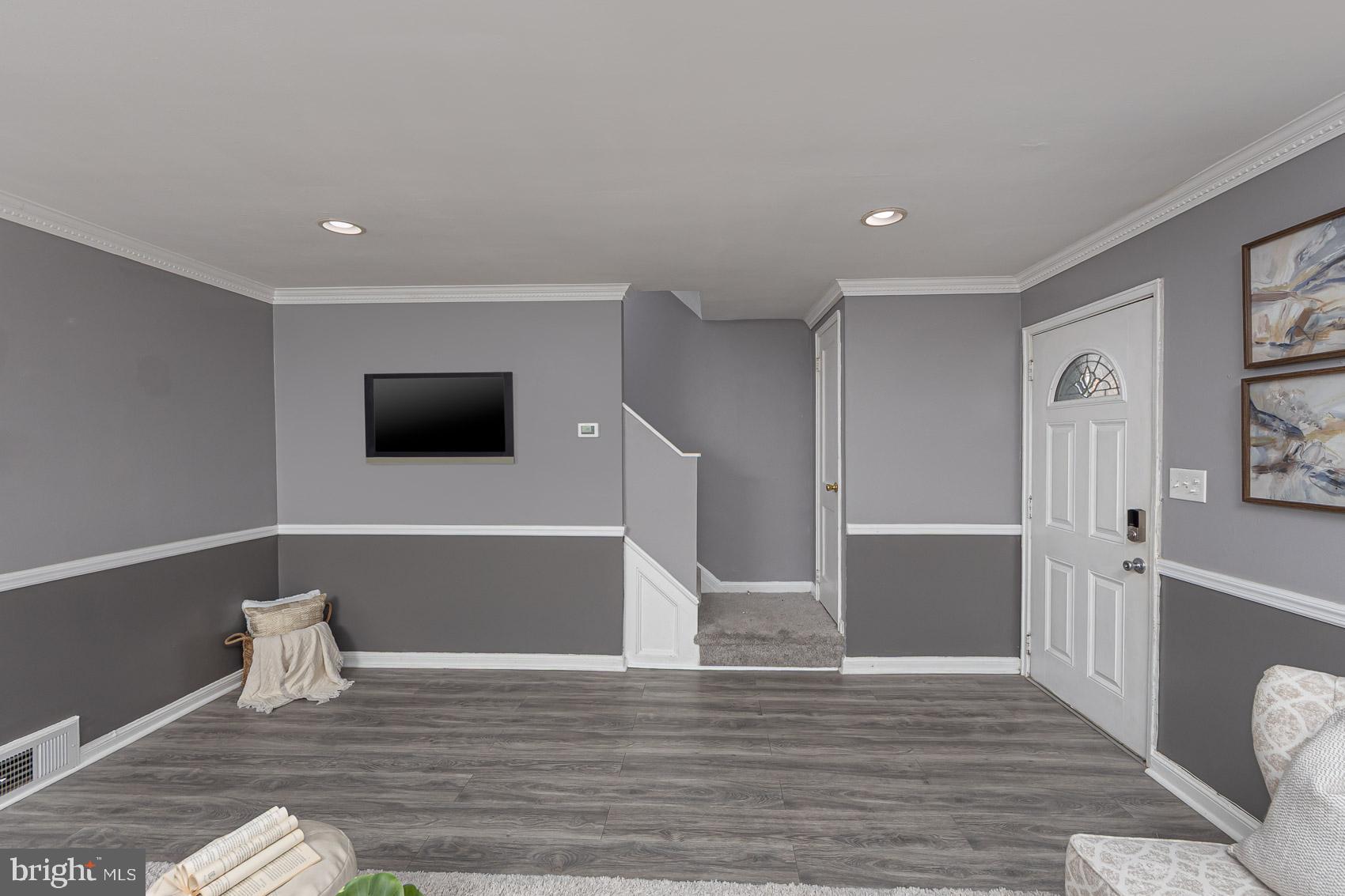 LOCH RAVEN - Residential