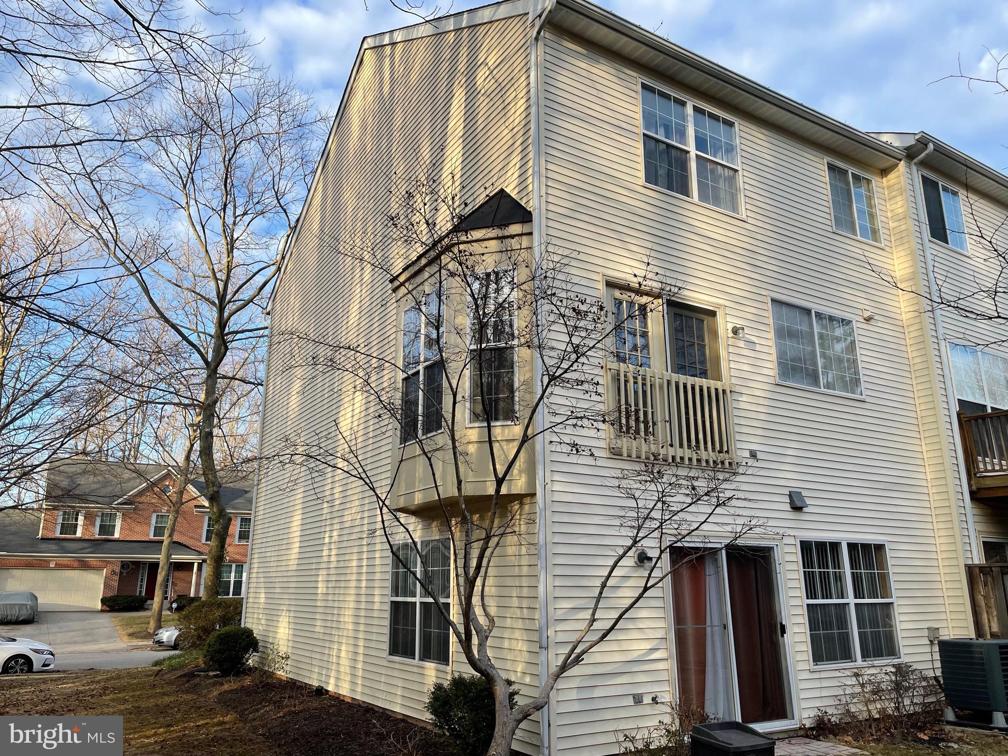 RUSSETT - Residential Lease