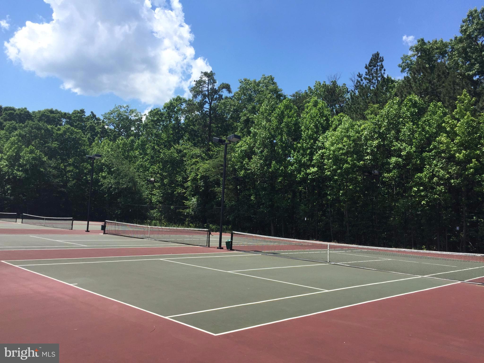 RUSSETT - Residential Lease