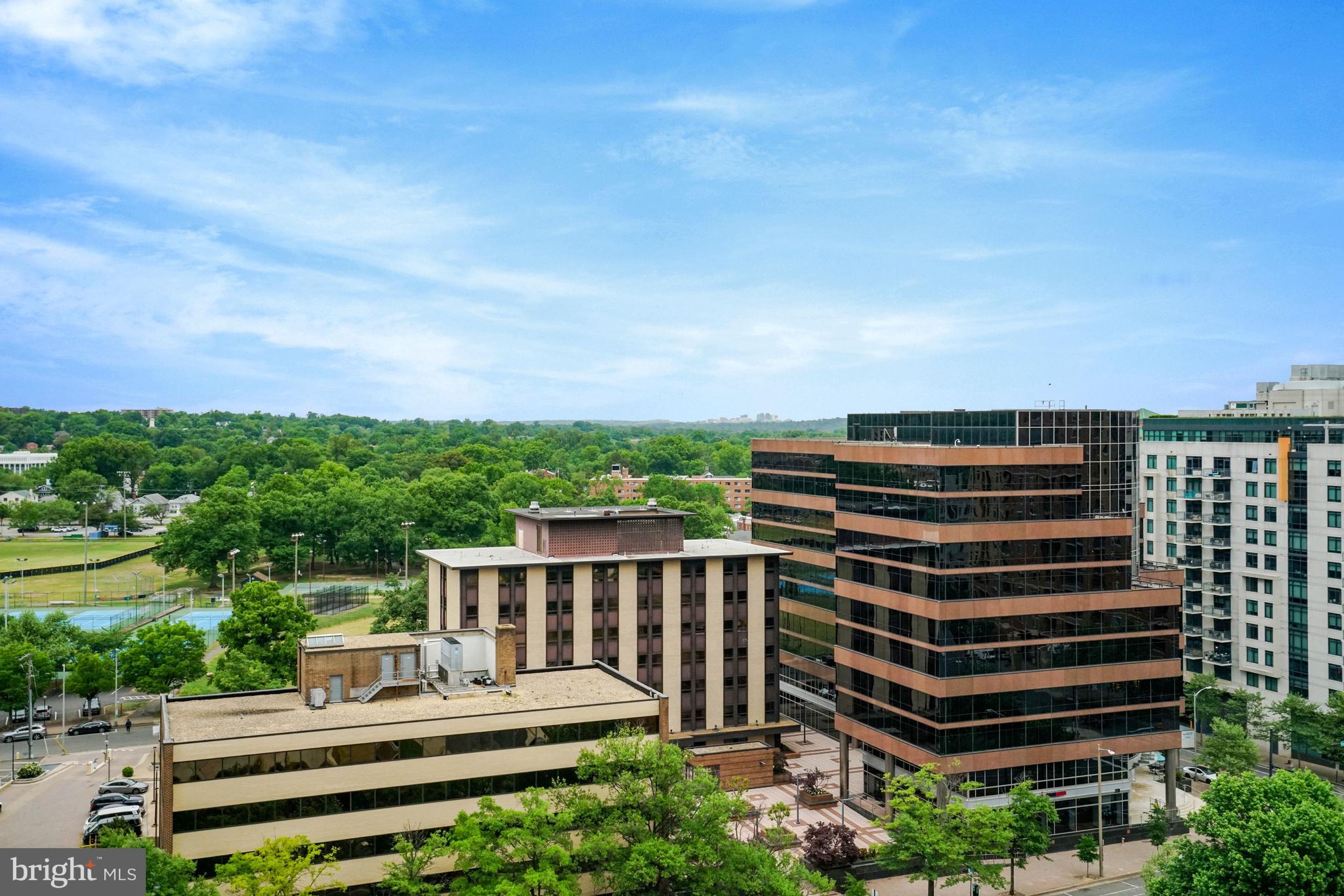 TOWER VILLAS - Residential