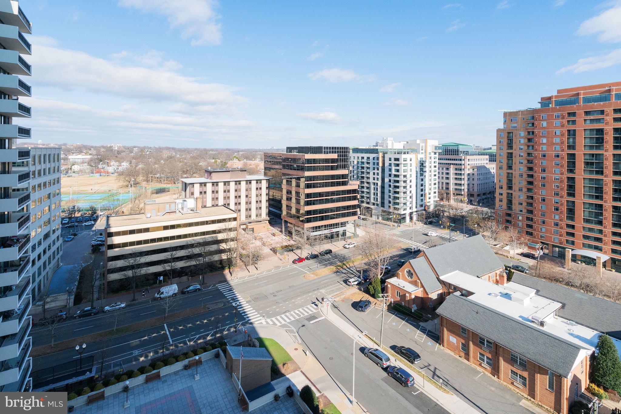 TOWER VILLAS - Residential