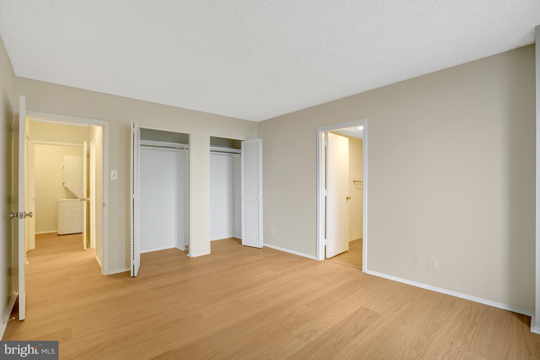 TOWER VILLAS - Residential