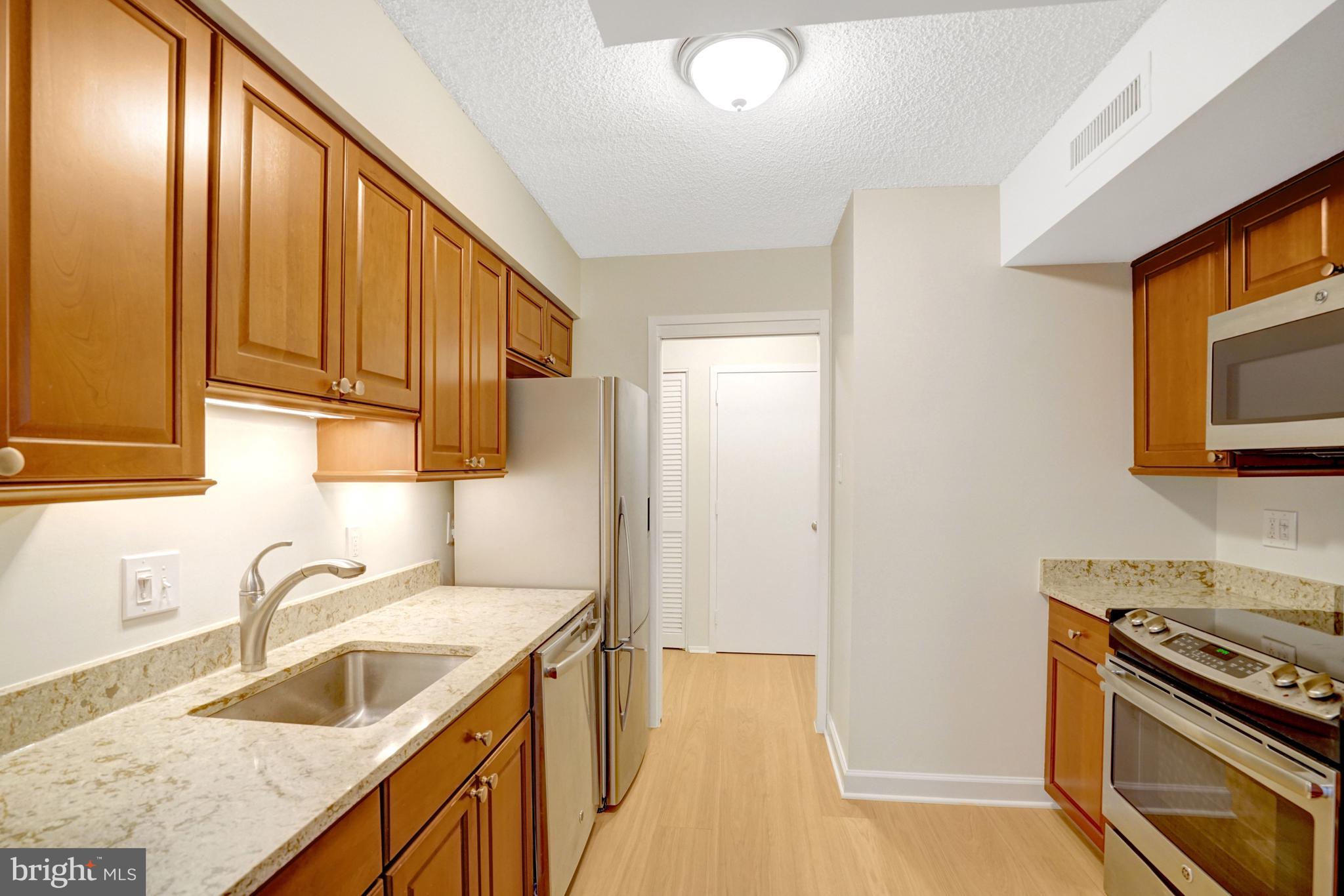 TOWER VILLAS - Residential
